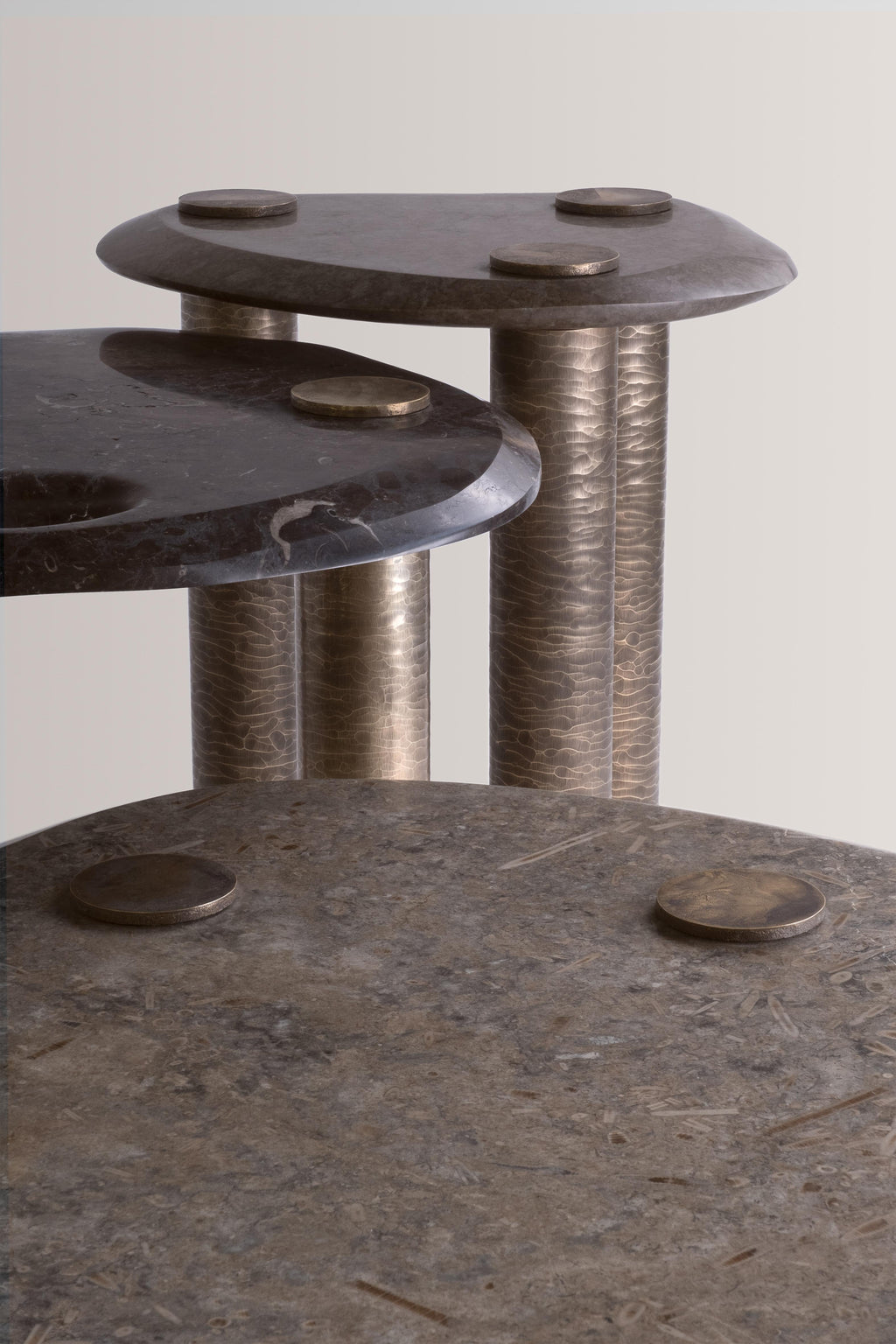 https://a.1stdibscdn.com/handmade-hagstone-coffee-table-cluster-textured-brass-rare-british-marble-for-sale-picture-2/f_25883/f_422605321731325805106/Novocastrian_Hag_Stones_9_master.jpg