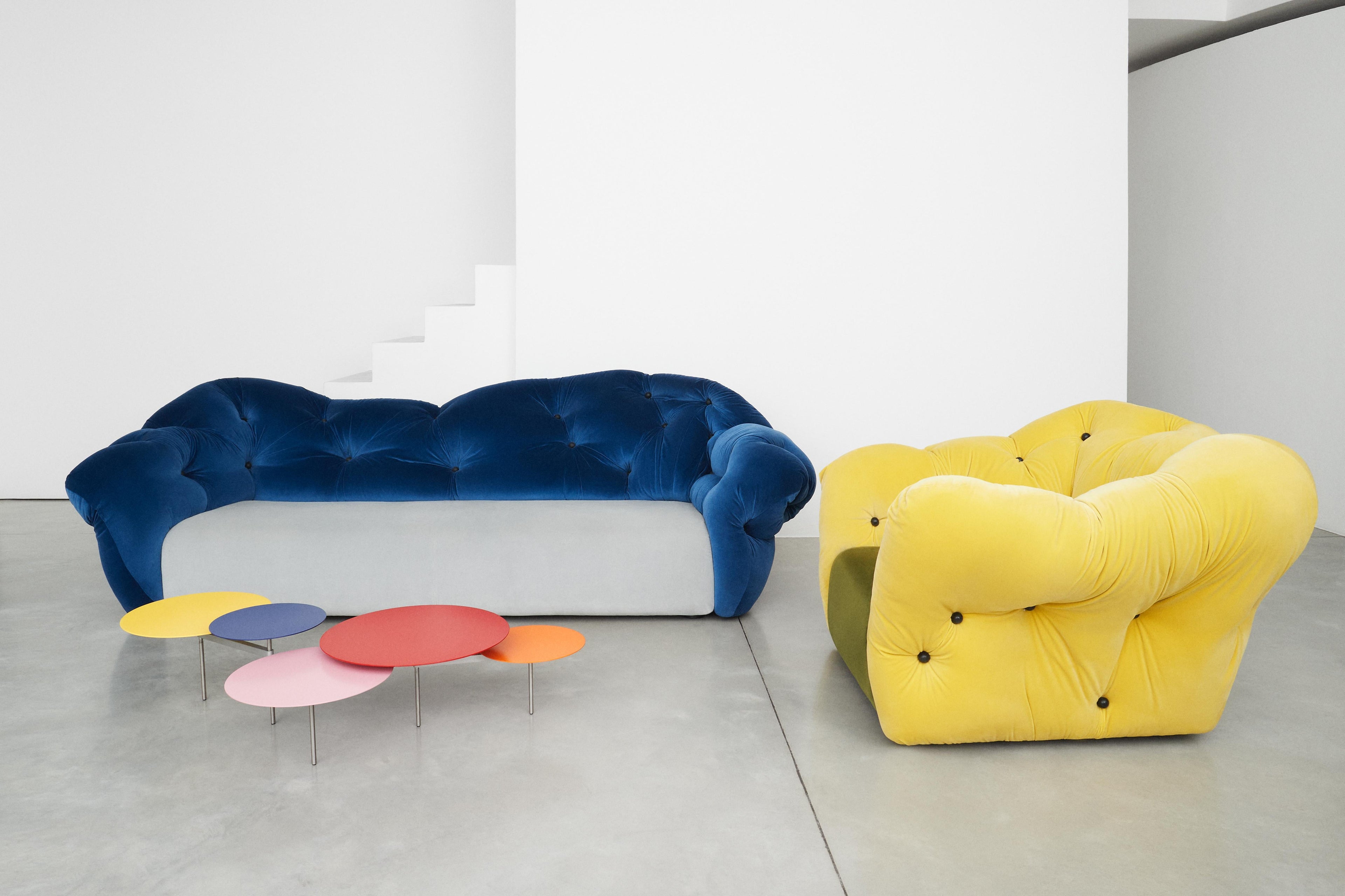 https://a.1stdibscdn.com/nubola-133-velvet-sofa-in-purple-by-gaetano-pesce-for-sale-picture-4/56838182/f_445315121744720190157/Nubola_133_238_277_Ambient_1_master.jpg