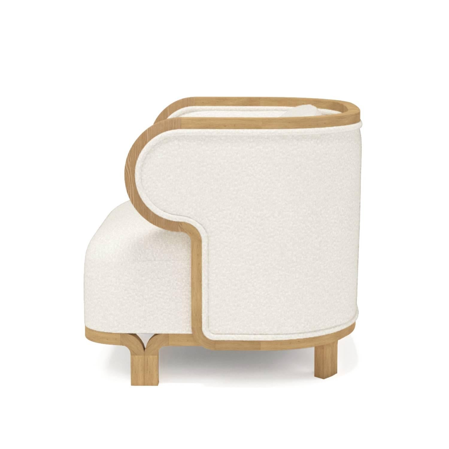 https://a.1stdibscdn.com/odette-curvy-club-chair-with-oak-wood-frame-by-fredjuul-for-sale-picture-3/f_22063/f_274860921683811784397/ODETTEcnw_side_2__master.jpg