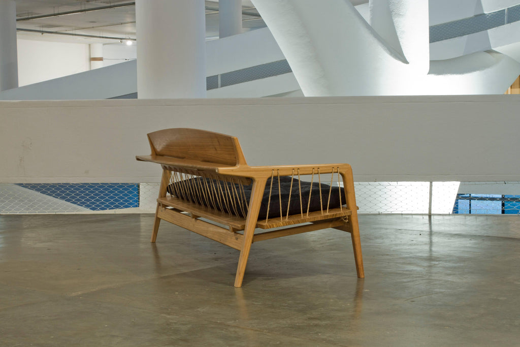 https://a.1stdibscdn.com/archivesE/upload/f_31831/f_90961431510857374067/OEbanista_Sofa_Paris_Bienal6_master.jpg
