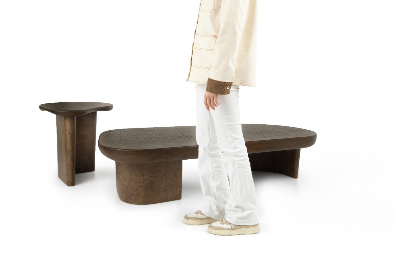 https://a.1stdibscdn.com/coffee-table-oak-top-handmade-textured-lacquered-wood-base-ocean-for-sale-picture-4/f_64182/f_381098521706268595622/OKYANUS_Side_Table_8copy_master.jpeg