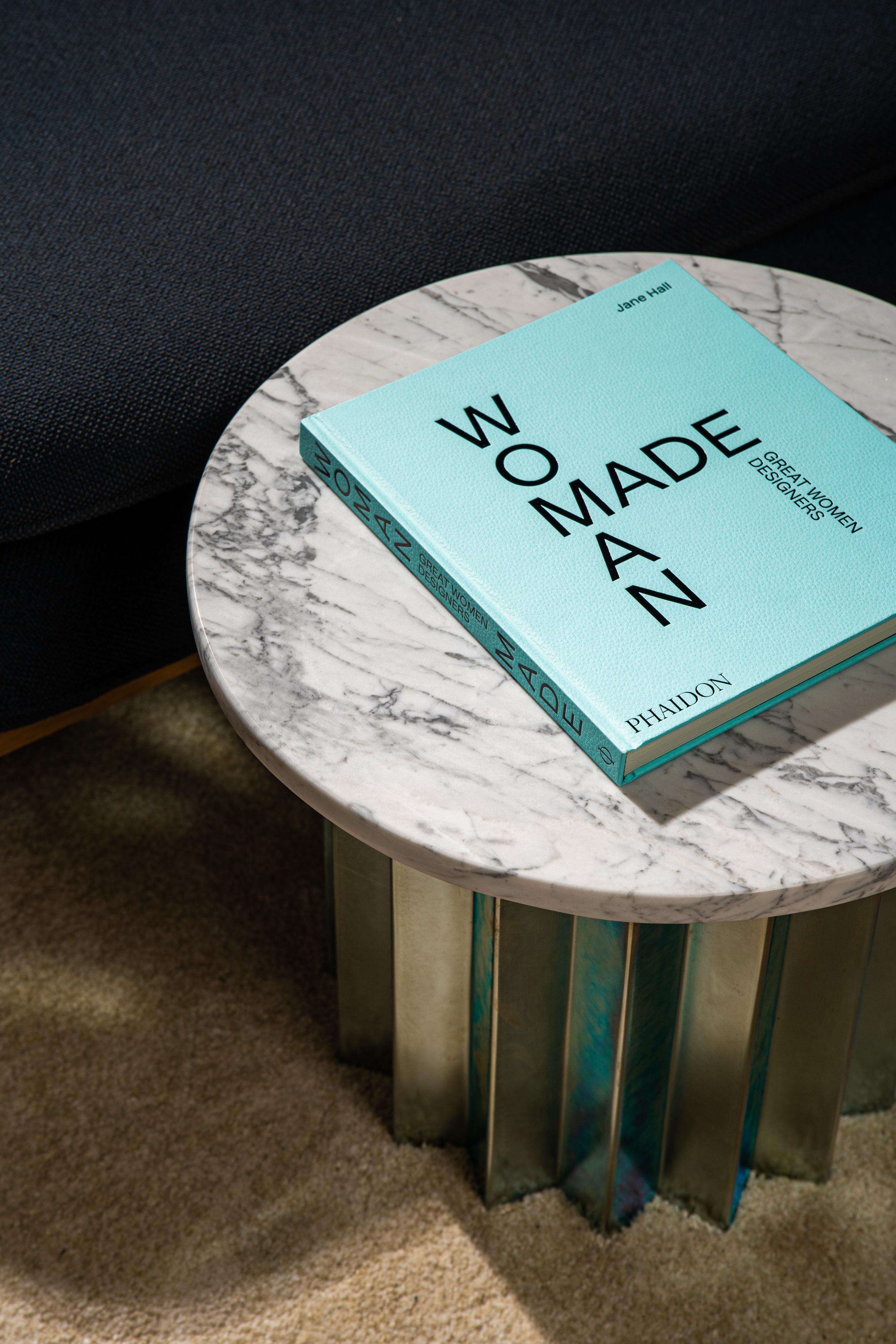 https://a.1stdibscdn.com/contemporary-modern-volume-low-side-table-metal-base-carrara-marble-top-for-sale-picture-9/f_69622/f_291361621655384157356/OMD01971_master.jpg