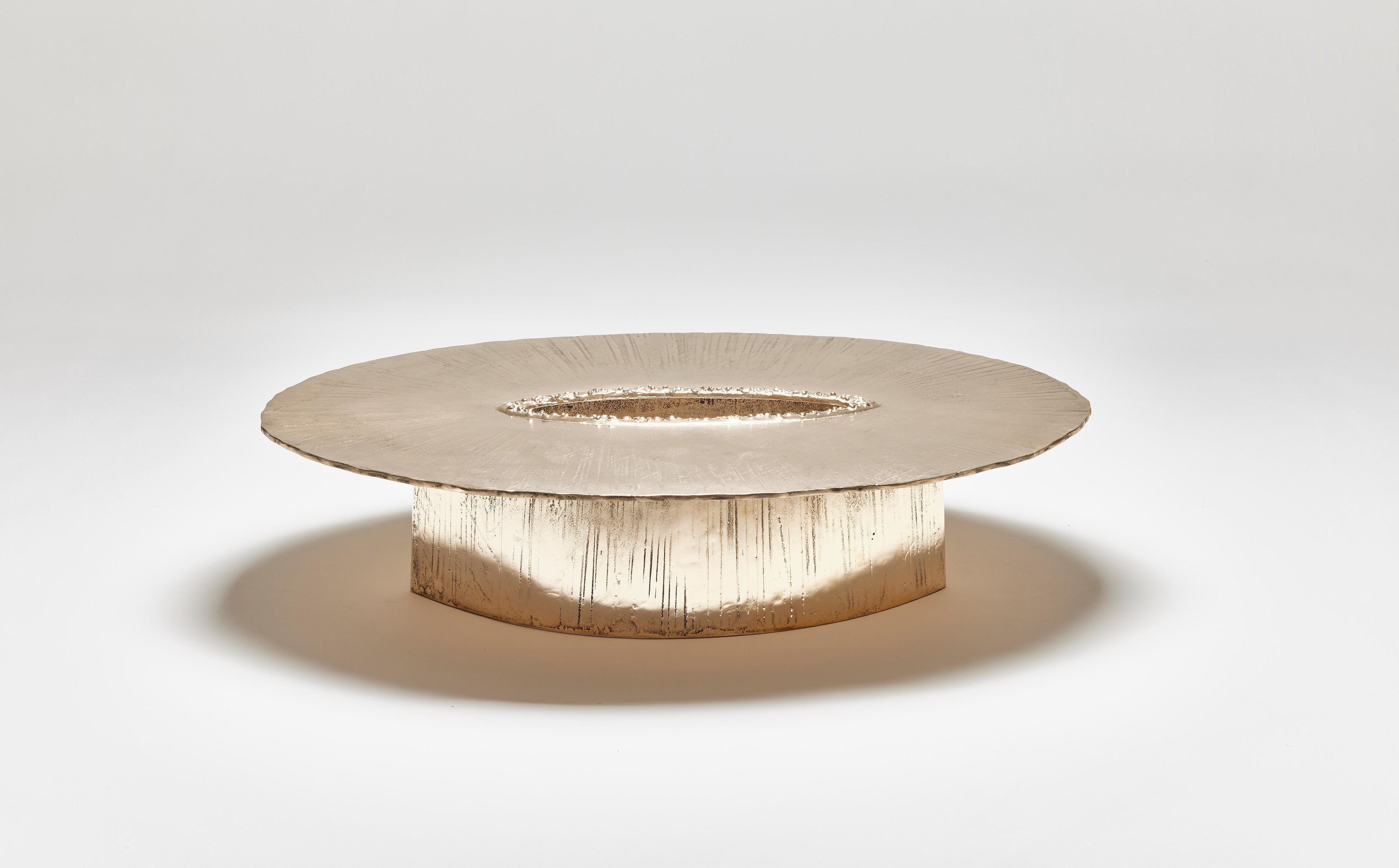 https://a.1stdibscdn.com/21st-century-modern-bronze-coffee-table-by-colo-2021-for-sale-picture-3/f_65832/f_293541521656516757236/OPERA_006_master.jpg
