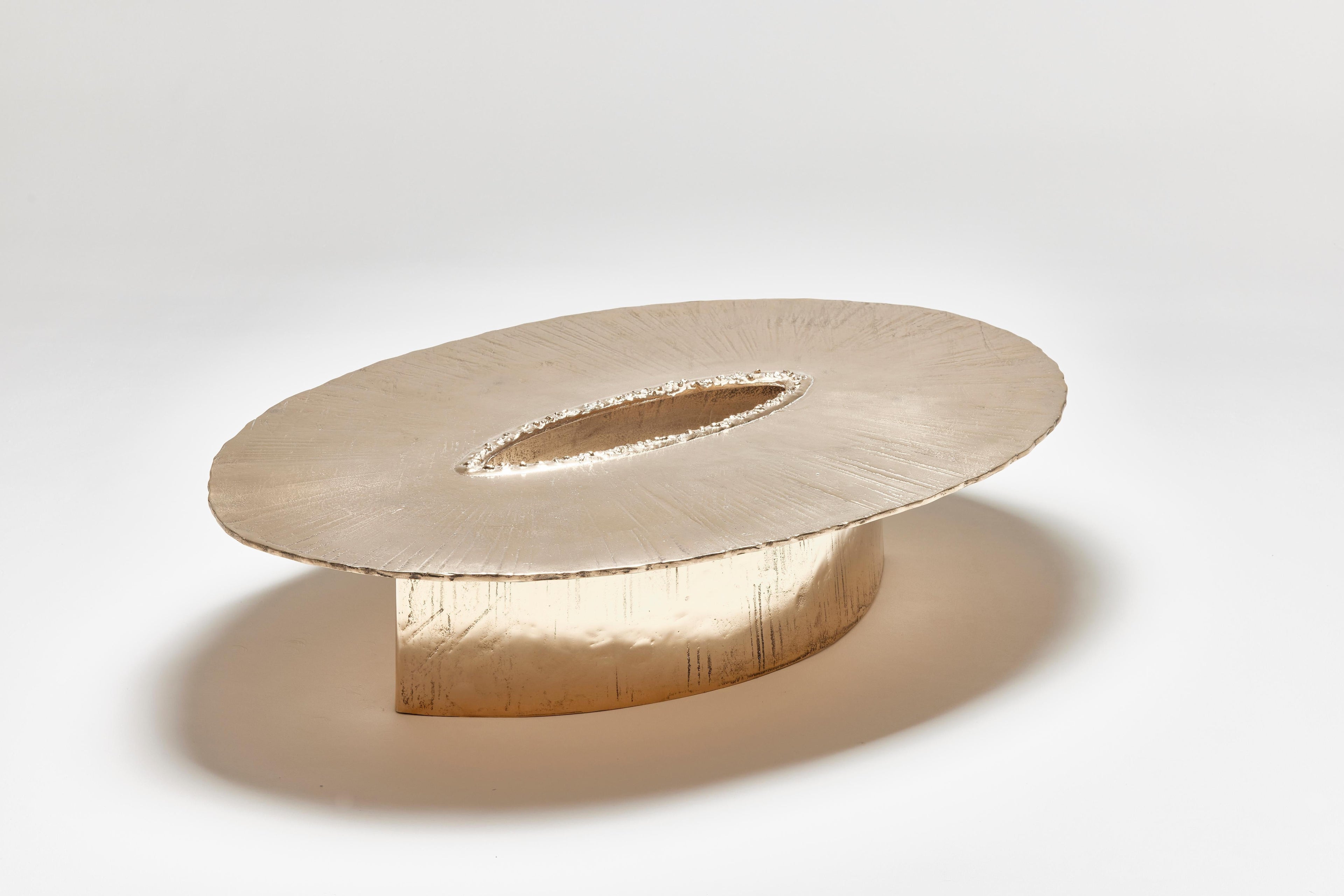 https://a.1stdibscdn.com/21st-century-modern-bronze-coffee-table-by-colo-2021-for-sale-picture-2/f_65832/f_293541521656516773772/OPERA_019_master.jpg