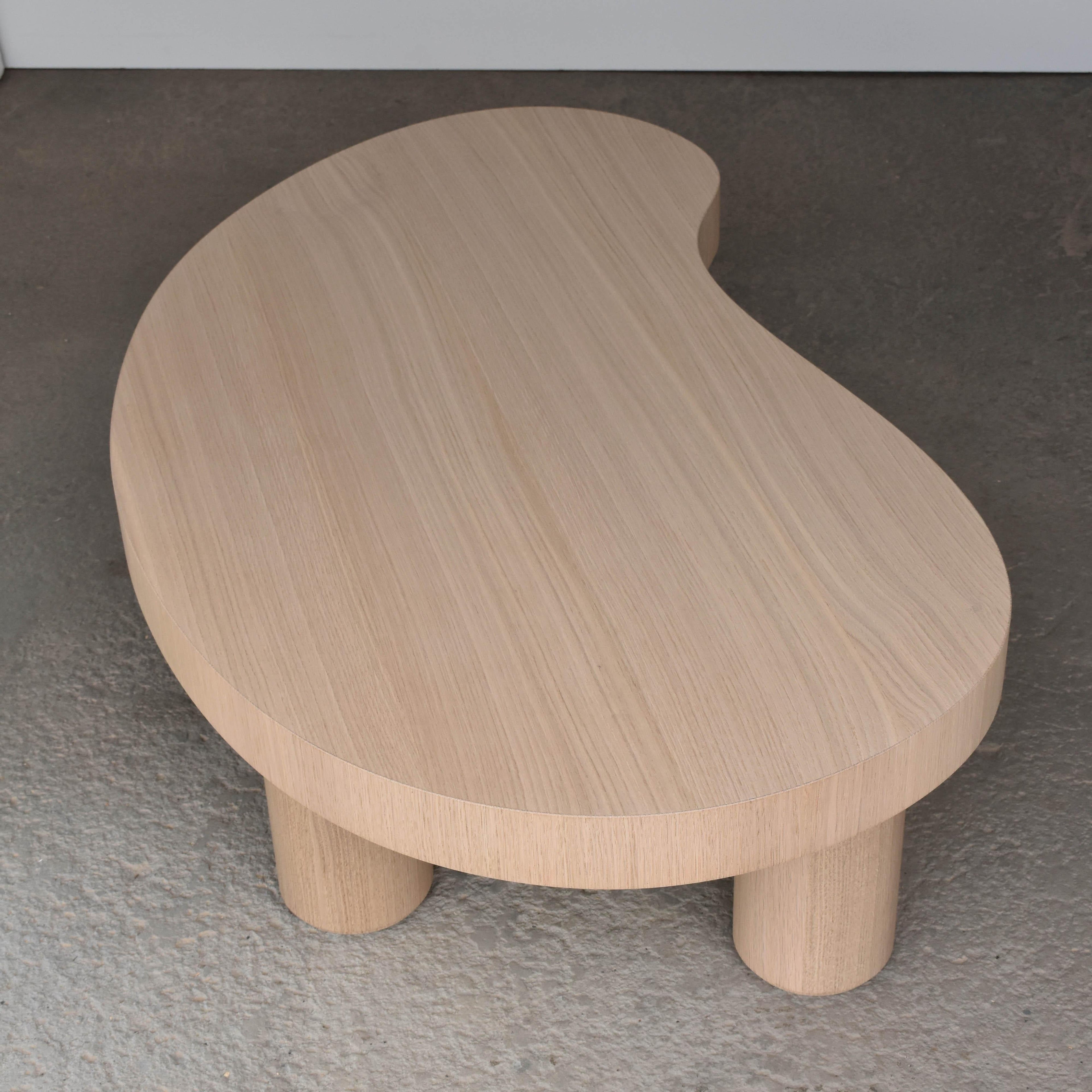 https://a.1stdibscdn.com/rift-white-oak-amoeba-coffee-table-for-sale-picture-5/f_20093/f_486443521770143513612/Oak_Amoeba_5_master.jpg