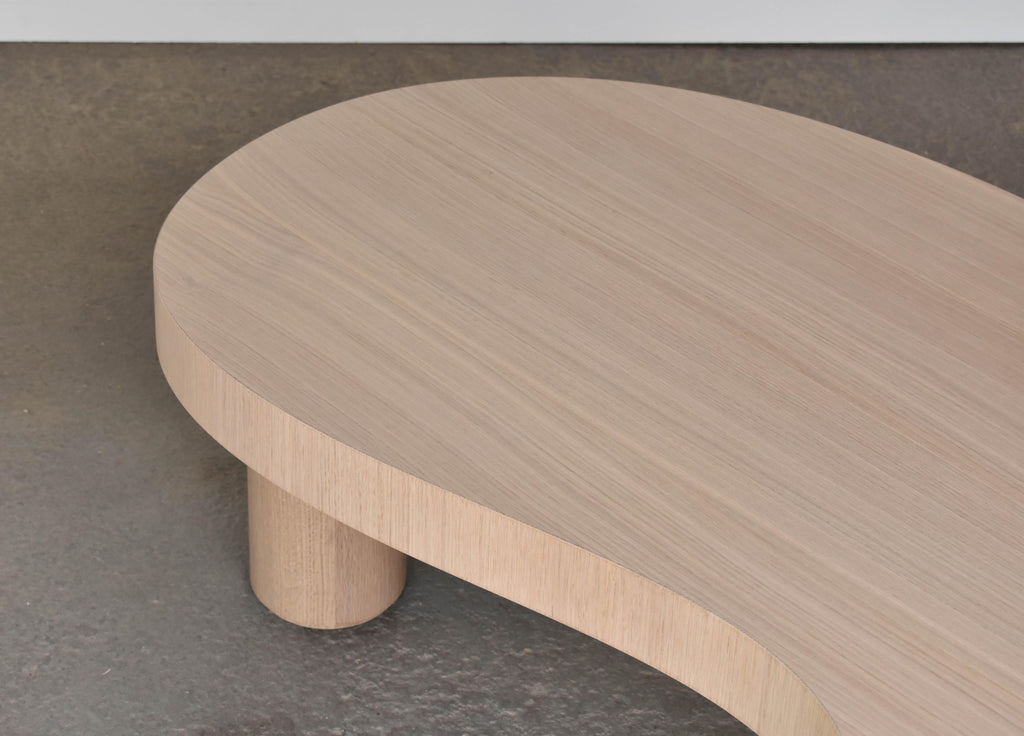 https://a.1stdibscdn.com/rift-white-oak-amoeba-coffee-table-for-sale-picture-6/f_20093/f_486443521770143513630/Oak_Amoeba_6_master.jpg