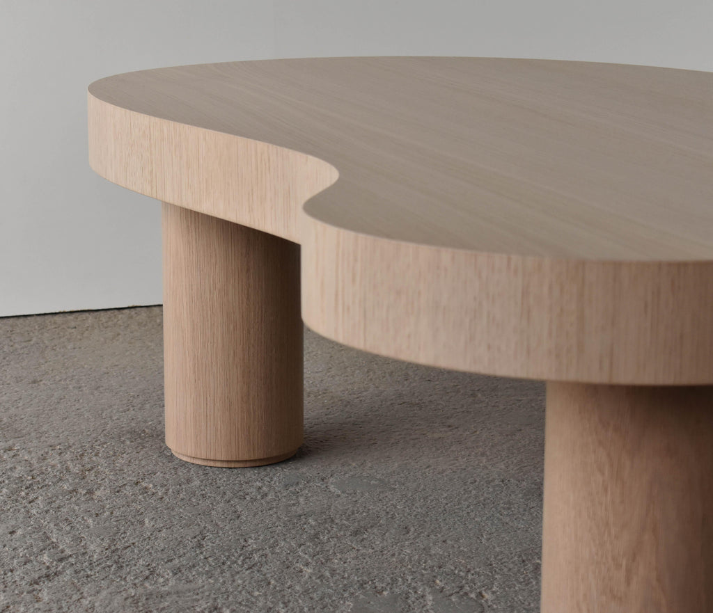 https://a.1stdibscdn.com/rift-white-oak-amoeba-coffee-table-for-sale-picture-8/f_20093/f_486443521770143514642/Oak_Amoeba_8_master.jpg