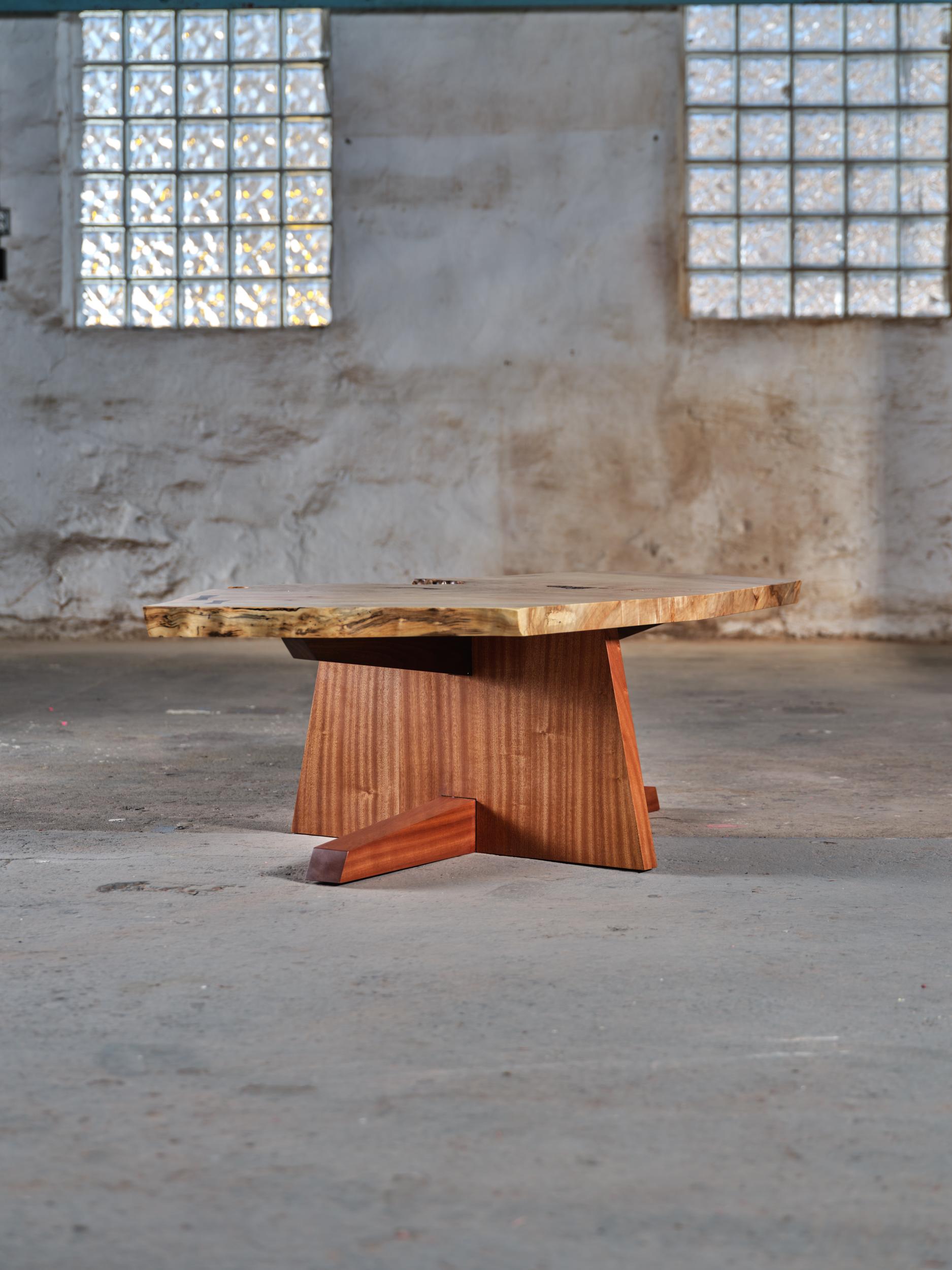 https://a.1stdibscdn.com/new-hope-coffee-table-michael-oates-for-sale-picture-4/f_62662/f_371050721700069295372/Oates_February_2023_4_master.jpg