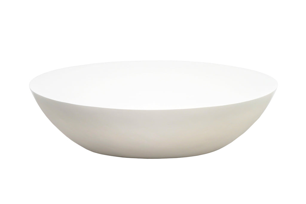 https://a.1stdibscdn.com/indoor-outdoor-coffee-table-in-white-lacquer-for-sale-picture-2/f_27693/f_265972621646713945873/Outdoor_Oval_Coffee_Table_1__master.jpg
