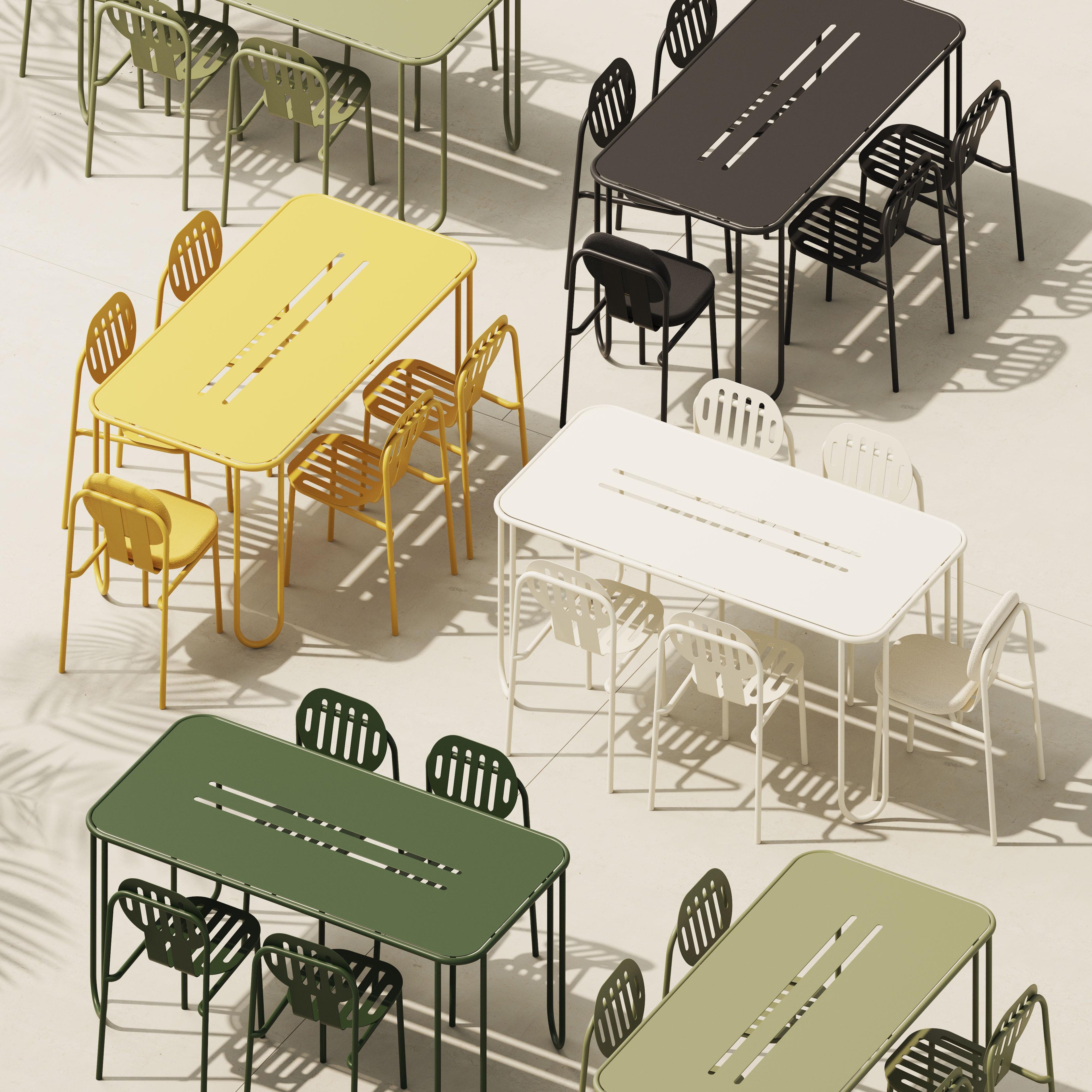 https://a.1stdibscdn.com/desert-aluminum-dining-table-with-metal-tabletop-by-joyf-for-sale-picture-8/f_105812/f_468433621759079297819/Outdoor_set_3_master.jpg