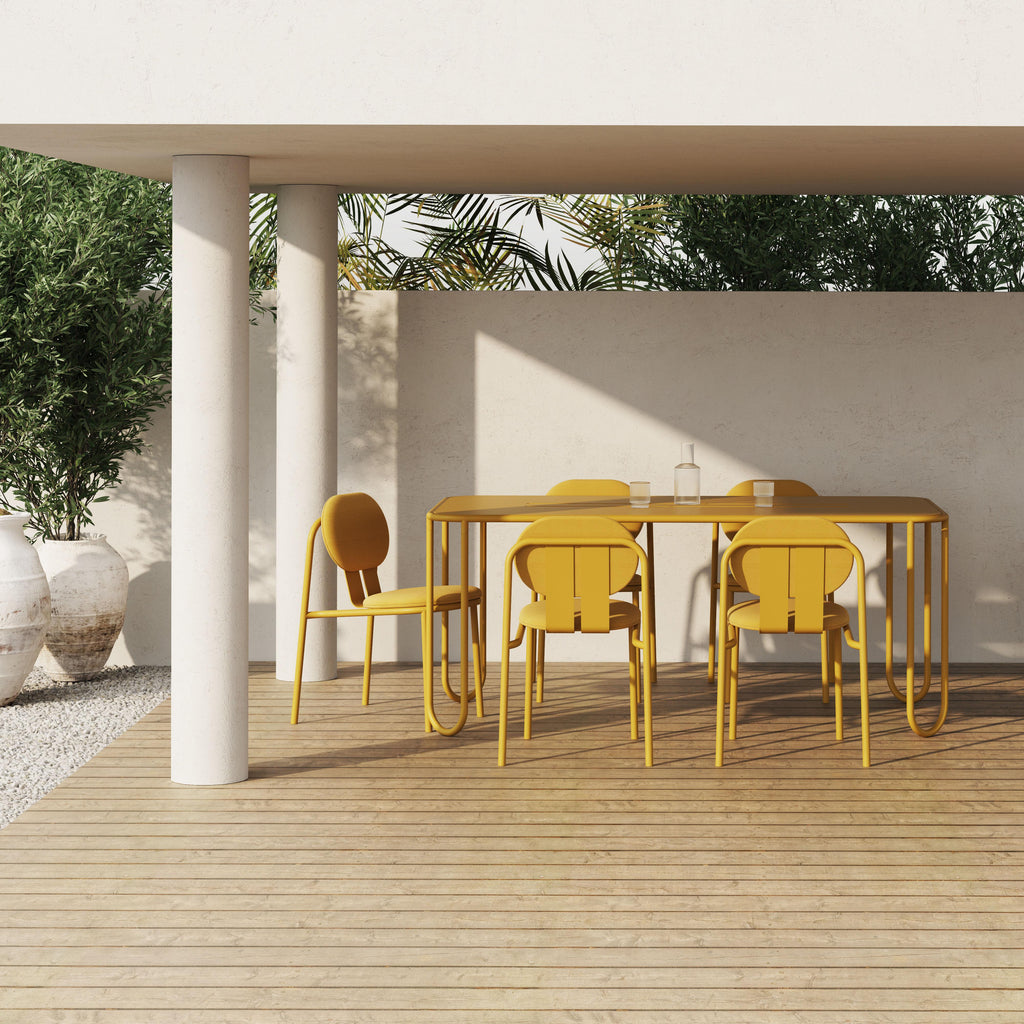 https://a.1stdibscdn.com/desert-aluminum-dining-table-with-metal-tabletop-by-joyf-for-sale-picture-4/f_105812/f_468433621759079302328/Outdoor_set_7_master.jpg