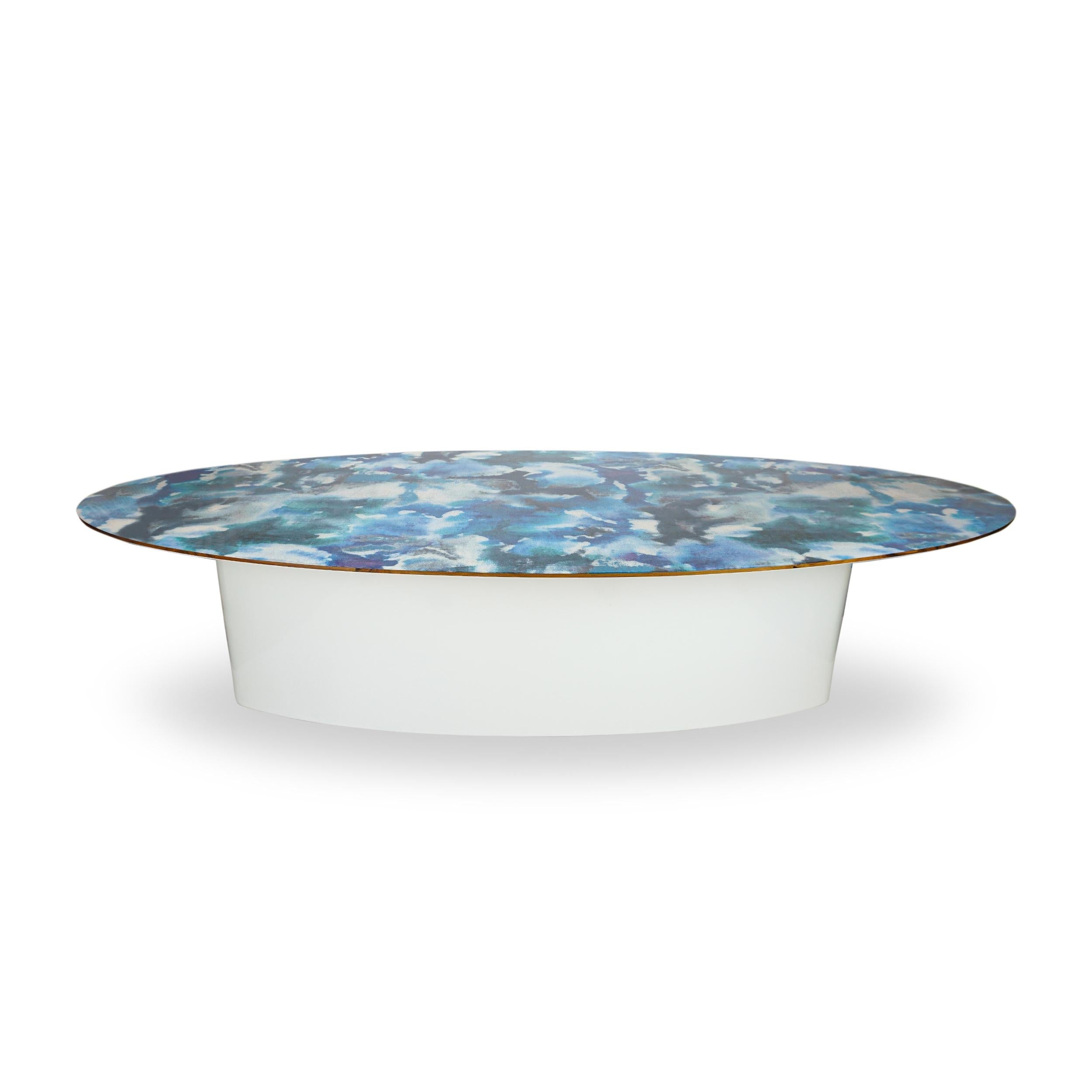 https://a.1stdibscdn.com/ellipse-dining-table-with-decorative-top-finished-in-resin-and-lacquered-base-for-sale-picture-6/f_21233/f_277854621647282099715/Oval_romo_wallpaper_lacquered_maple_dining_table_side_elevation2_master.jpg