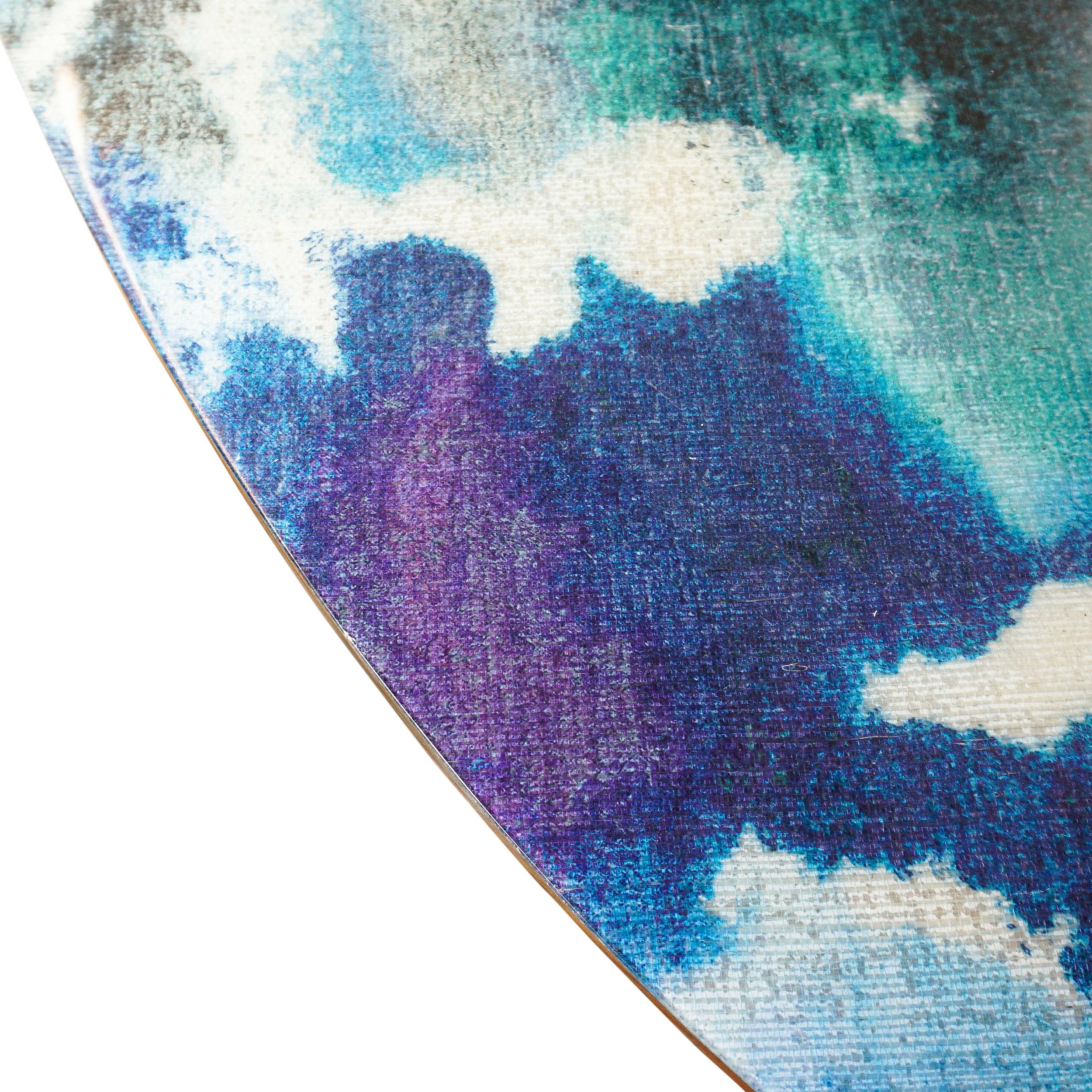 https://a.1stdibscdn.com/ellipse-dining-table-with-decorative-top-finished-in-resin-and-lacquered-base-for-sale-picture-11/f_21233/f_277854621647282110126/Oval_romo_wallpaper_lacquered_maple_dining_table_top_closeup_master.jpg
