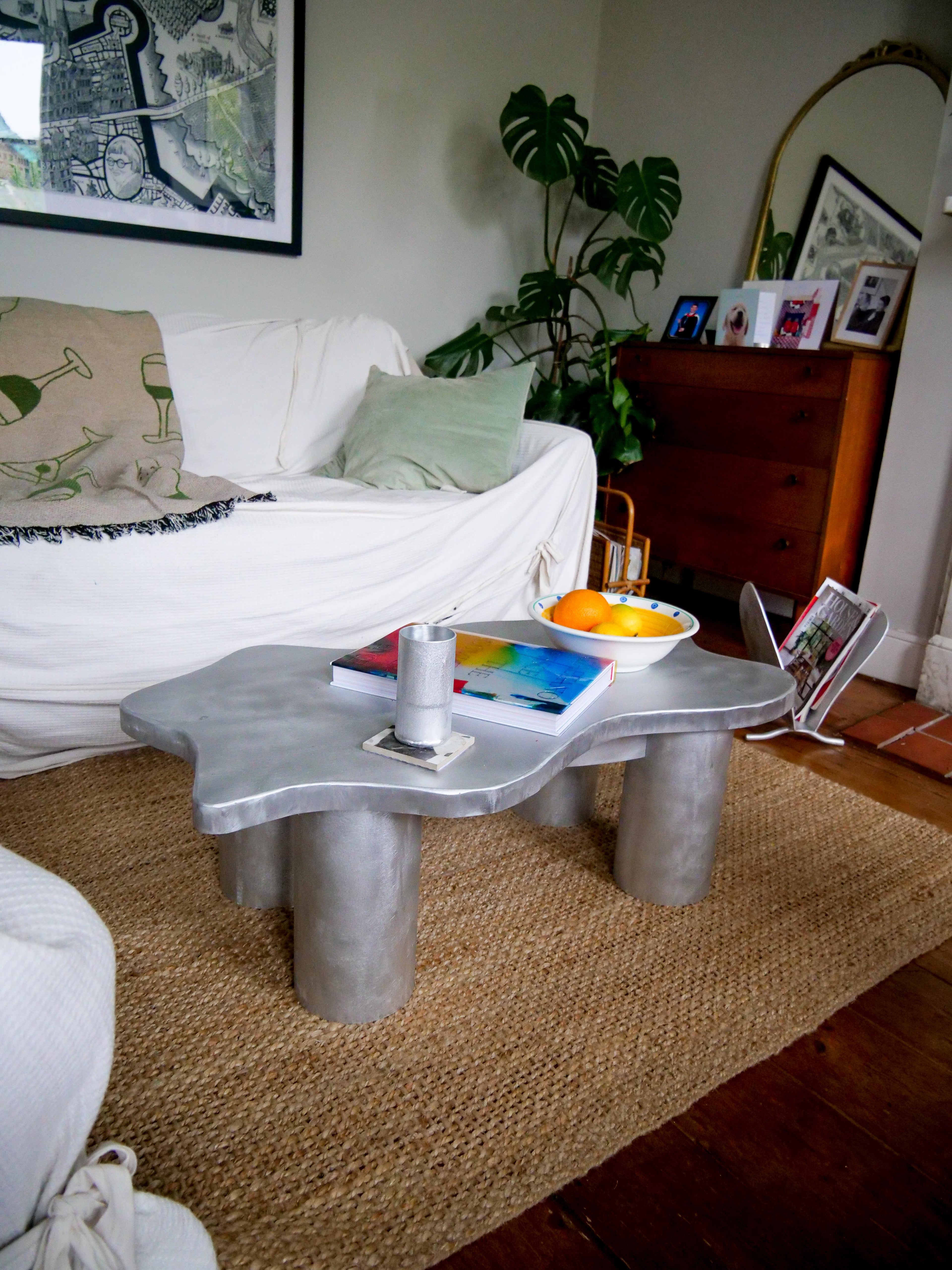 https://a.1stdibscdn.com/coffee-table-by-joseph-ellwood-for-six-dots-design-for-sale-picture-3/f_80022/f_390270621713894652196/P1100367_master.jpg