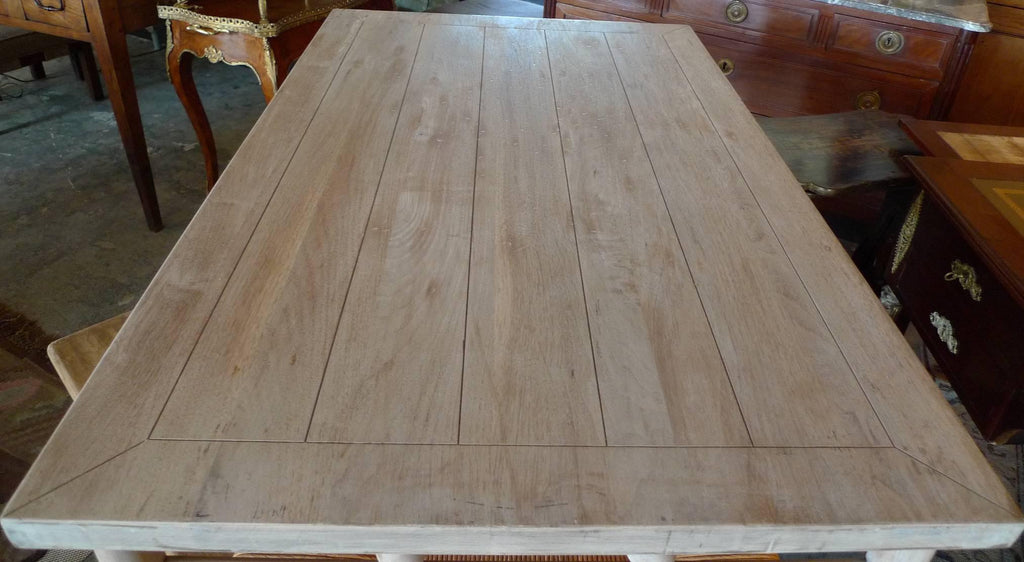 https://a.1stdibscdn.com/newport-1980s-style-wood-coffee-table-with-rush-shelf-for-sale-picture-4/f_10630/f_358209721692742690342/P1120225_master.JPG