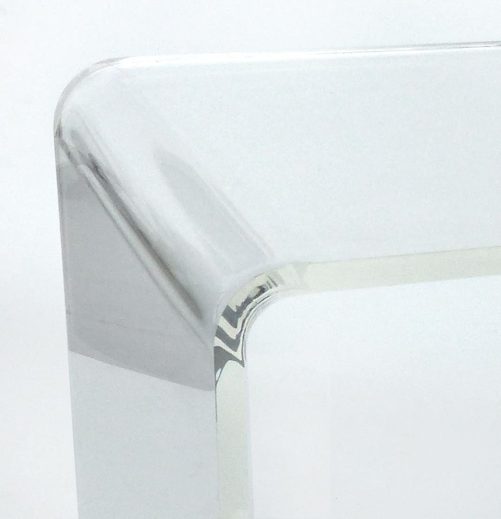 https://a.1stdibscdn.com/custom-lucite-waterfall-table-or-bench-with-curved-sides-for-sale-picture-5/f_19743/f_172088411576172088857/P1630216_master.JPG
