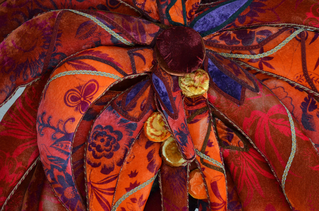 https://a.1stdibscdn.com/contemporary-art-sofa-nandi-vera-by-carla-tolomeo-for-sale-picture-3/f_57452/f_362420421695199819127/PALMA_SOFA_RED_03_master.jpeg