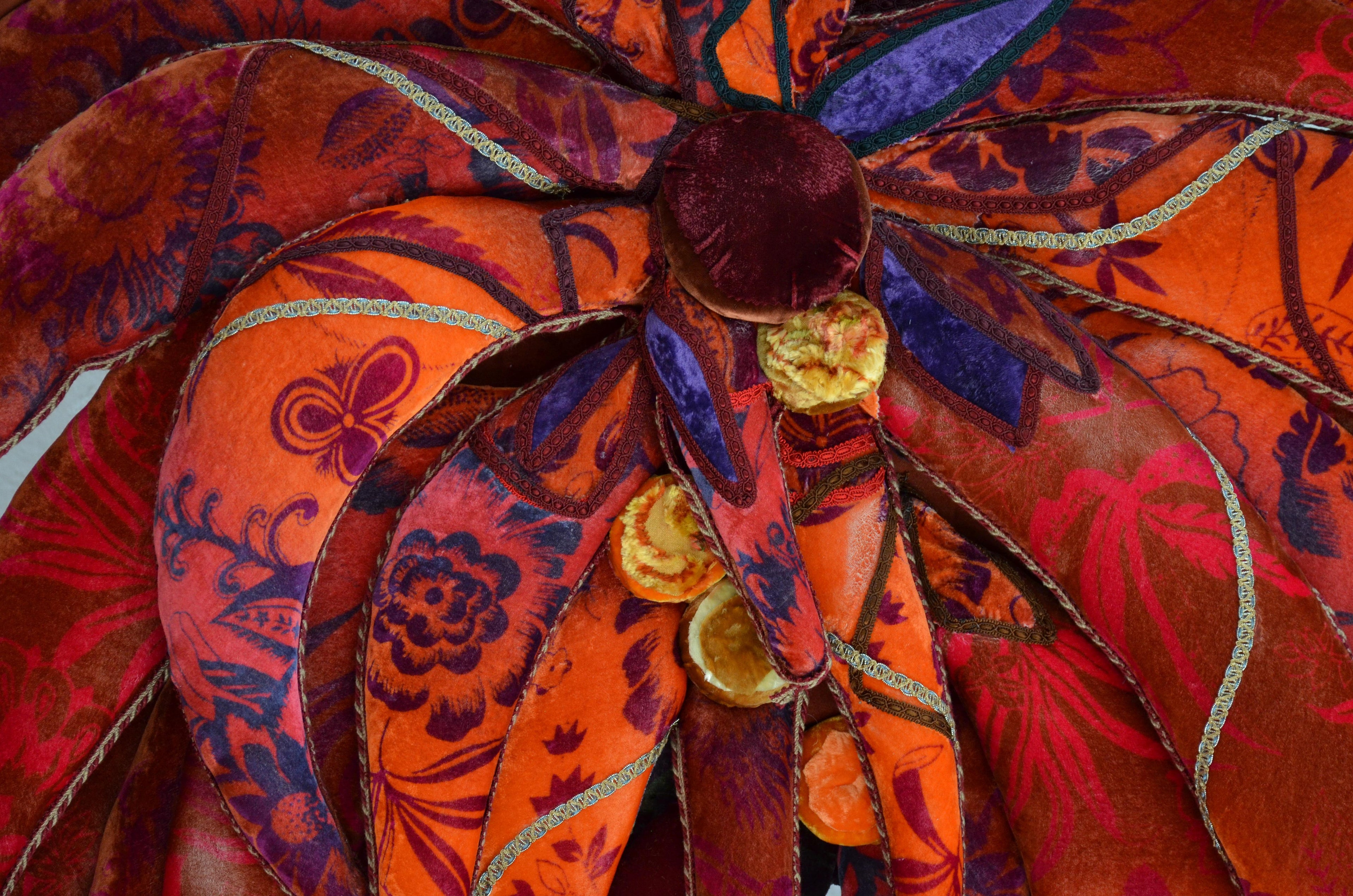 https://a.1stdibscdn.com/contemporary-art-sofa-nandi-vera-by-carla-tolomeo-for-sale-picture-3/f_57452/f_362420421695199819127/PALMA_SOFA_RED_03_master.jpeg