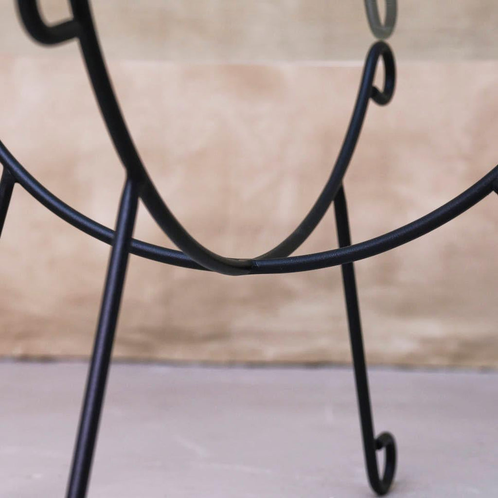 https://a.1stdibscdn.com/panoplie-iron-arch-coffee-table-for-sale-picture-8/f_53952/f_415463721734720786299/PANOPLIE0136_master.jpg