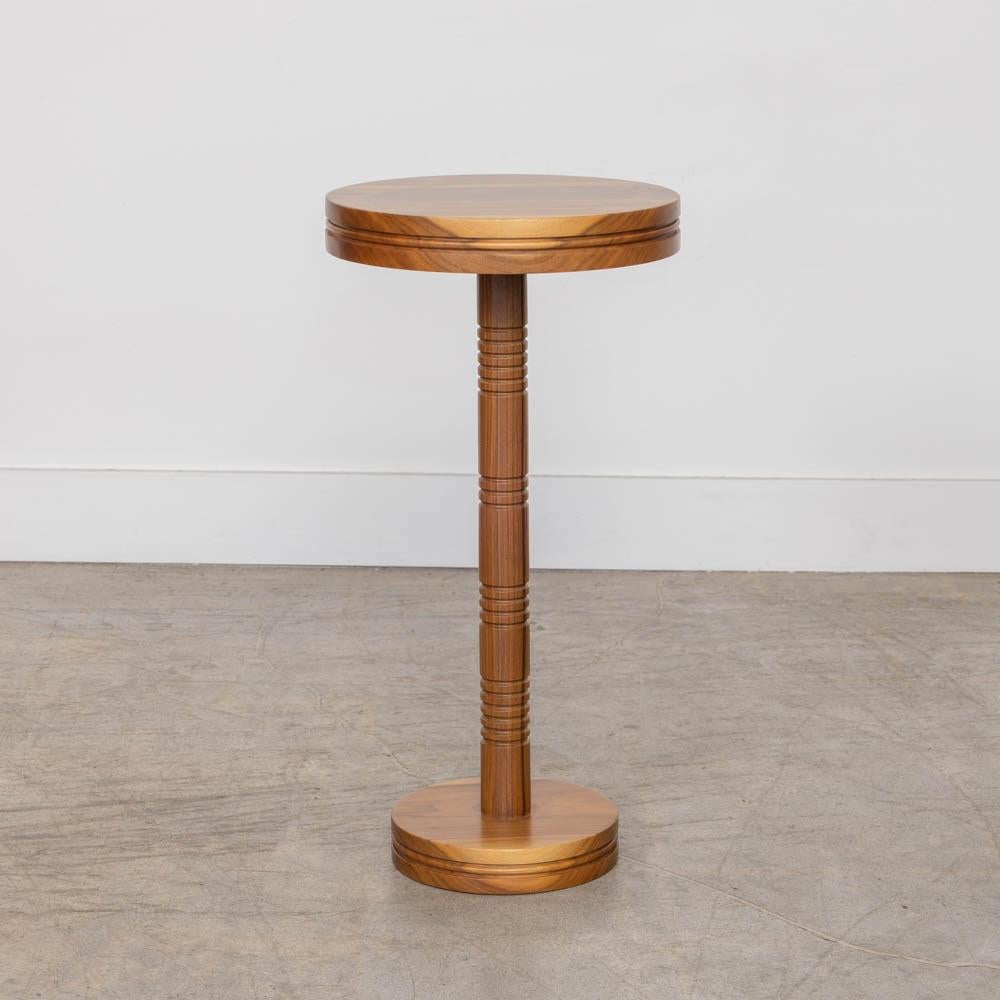 https://a.1stdibscdn.com/panoplie-walnut-drink-table-for-sale-picture-4/f_53952/f_334118121773964411625/PATDT0140_Panoplie_Walnut_Drink_Table_WG_PATDT0140_6169_master.jpg