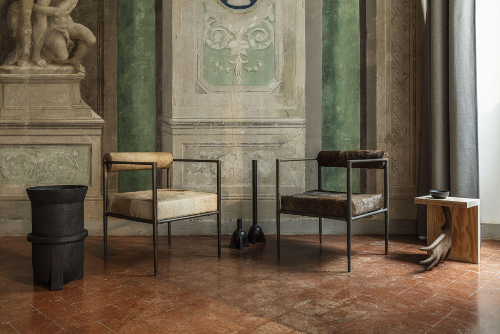 https://a.1stdibscdn.com/square-alchemy-chair-by-rick-owens-for-sale-picture-4/f_12192/f_331673121678193484690/PHILIA_RICK_OWENS007_master.jpg