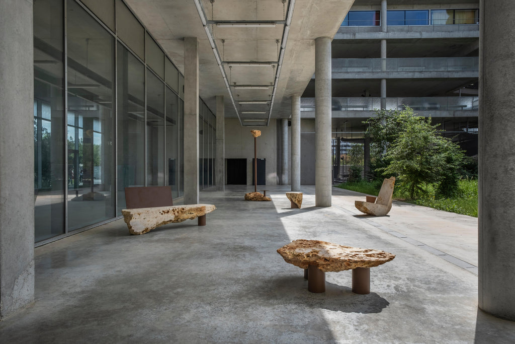 https://a.1stdibscdn.com/meuliere-stone-coffee-table-by-frederic-saulou-for-sale-picture-7/f_12192/f_404431721719948082467/PHILIA_x_SAULOU_Grand_PARIS002_master.jpg