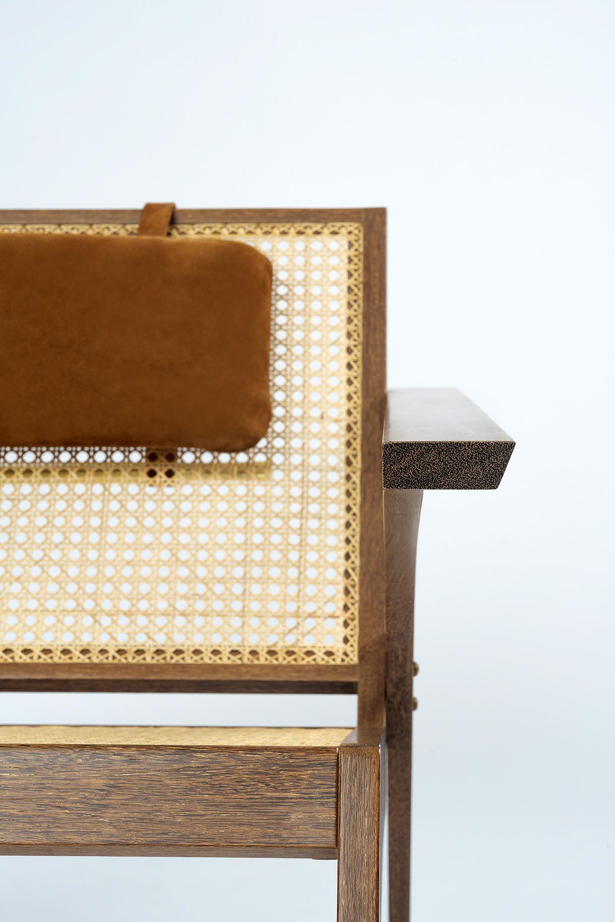 https://a.1stdibscdn.com/pierre-armchair-by-tiago-curioni-in-sucupira-brazilian-hard-wood-and-straw-for-sale-picture-6/f_31871/f_276511521646587435235/PIERRE_6_master.jpg
