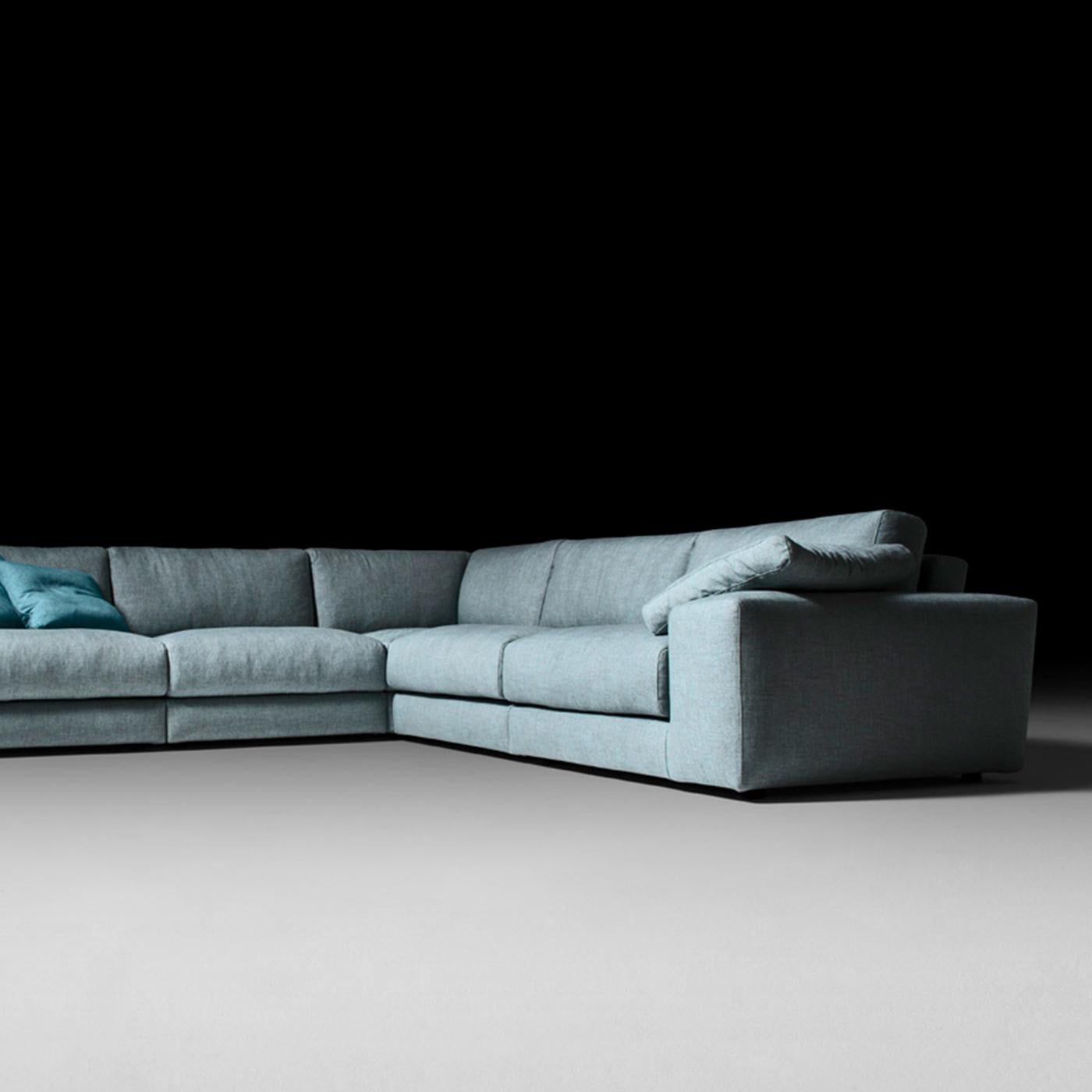 https://a.1stdibscdn.com/dante-gray-sofa-for-sale-picture-3/f_17062/f_201327721596816263059/PIERVI_124_B20190628_7_11w49b1_master.jpg