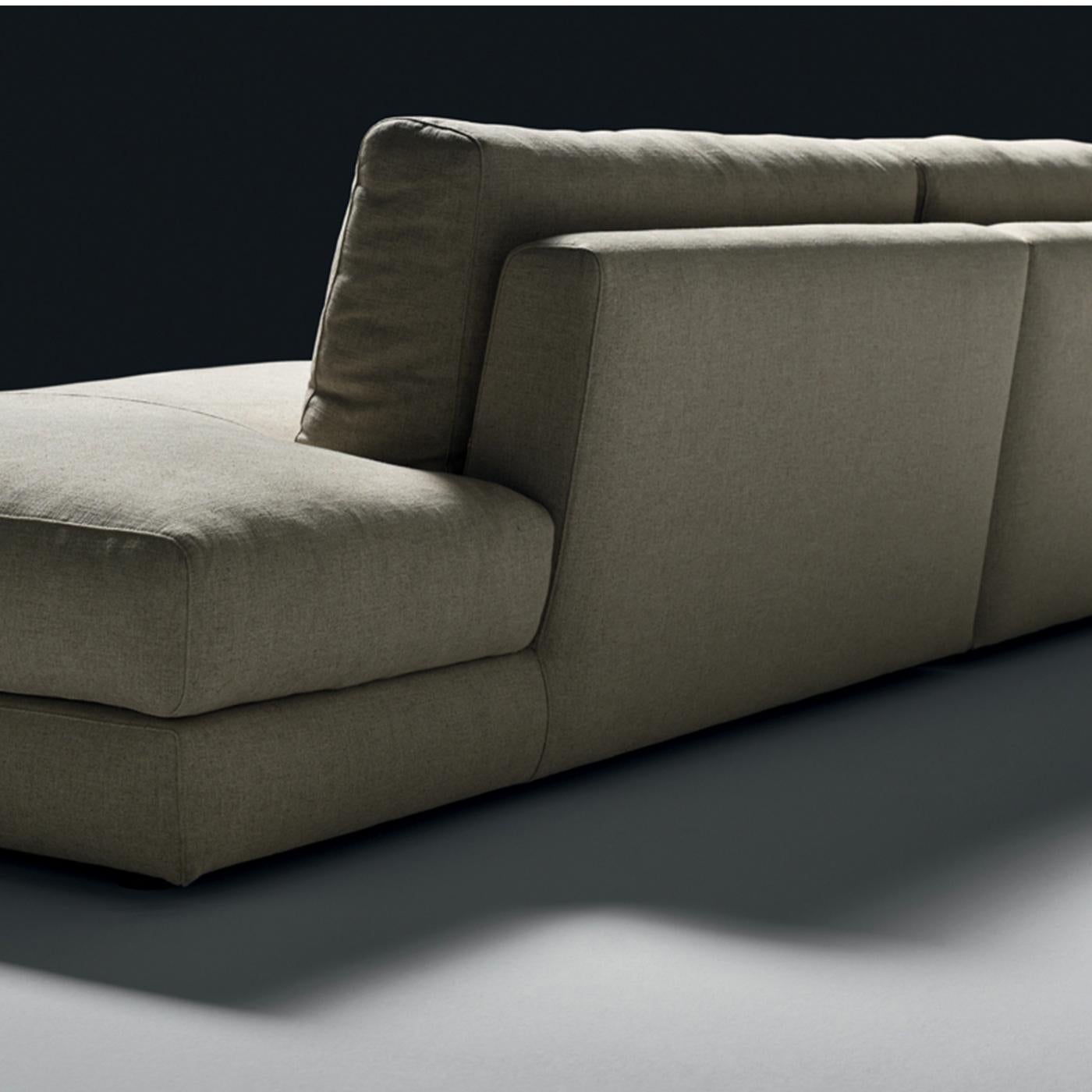 https://a.1stdibscdn.com/dante-gray-sofa-for-sale-picture-5/f_17062/f_201327721596816265549/PIERVI_124_D20190628_7_9lv5rr_master.jpg
