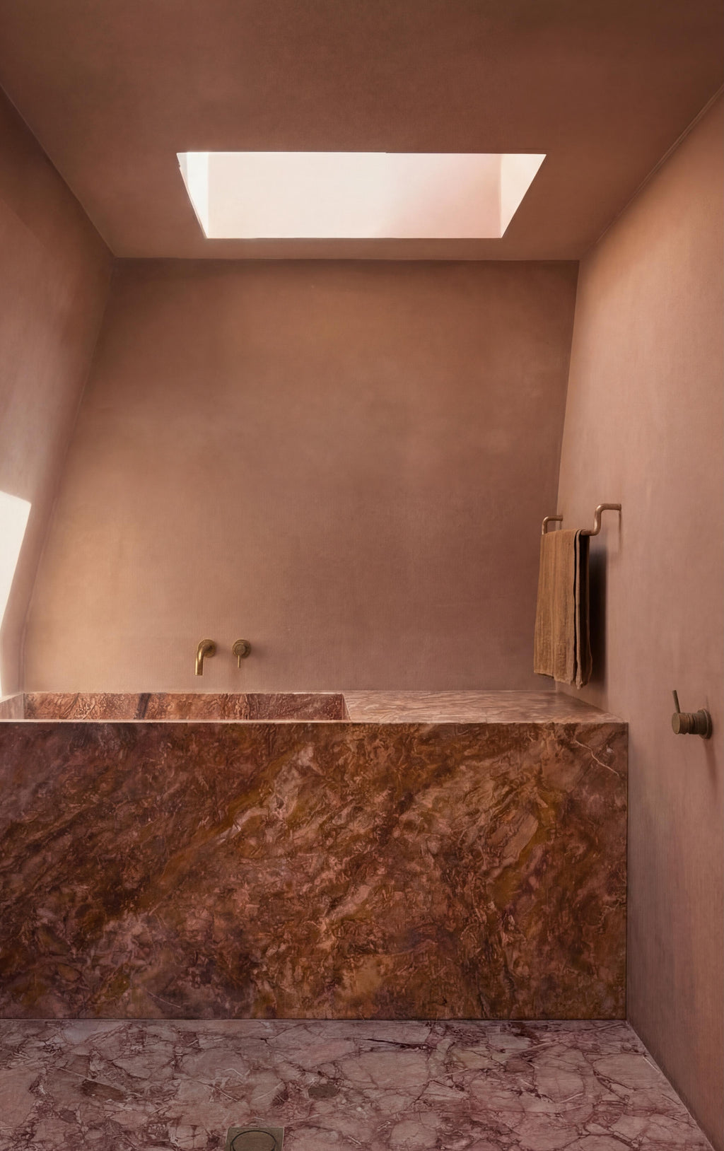 https://a.1stdibscdn.com/custom-red-travertine-sink-vanity-basin-for-sale-picture-2/f_80522/f_465590121773105233066/PLINTH_SINK__master.jpg