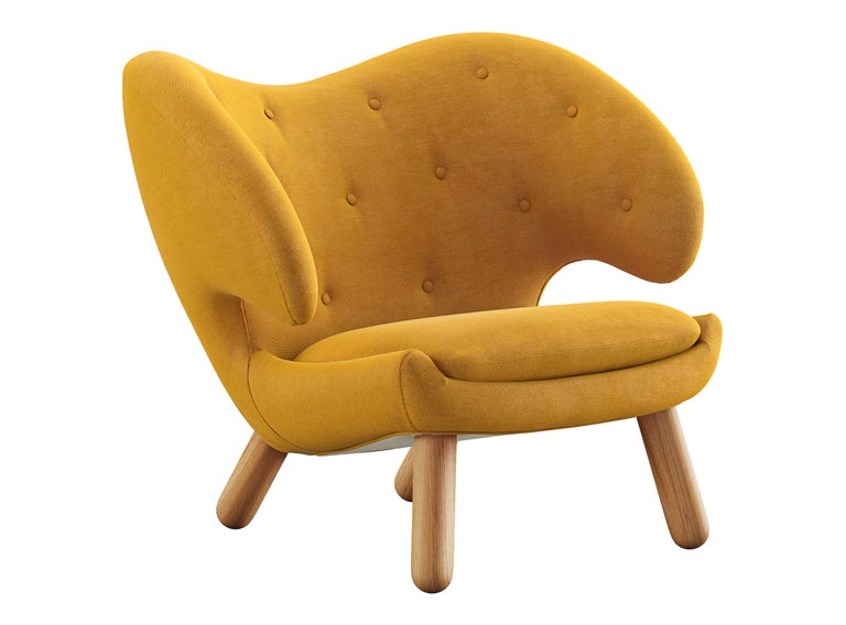 https://a.1stdibscdn.com/finn-juhl-pelican-chair-upholstered-in-wood-and-fabric-for-sale-picture-2/f_14272/f_378351021704703893064/POCRDELANTERA_master.jpg?width=768
