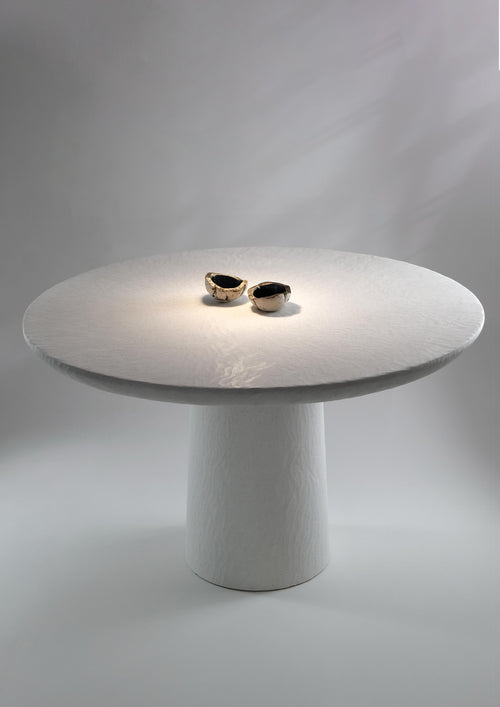 https://a.1stdibscdn.com/organic-modern-table-poise-sculpted-in-cast-stone-by-alentes-atelier-for-sale-picture-2/f_56452/f_378291721704639002348/POISE_SCULPTED_06_master.jpg