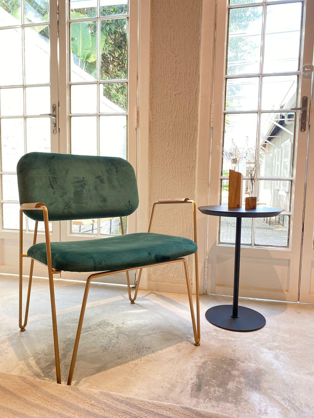 https://a.1stdibscdn.com/bruna-minimalist-armchair-with-ottoman-in-painted-steel-and-velvet-handwoven-for-sale-picture-4/f_33041/f_120954731707240402784/POLTRONA_BRUNA_CASA_AD_1_master.jpeg