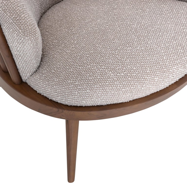 https://a.1stdibscdn.com/customizable-walnut-finish-and-grey-boucle-accent-armchair-fane-collection-for-sale-picture-10/f_52822/f_434149521738327550731/POLTRONA_MAD_9816_FANE_154MT_2516_A8_EXP_10_master.jpg?width=768