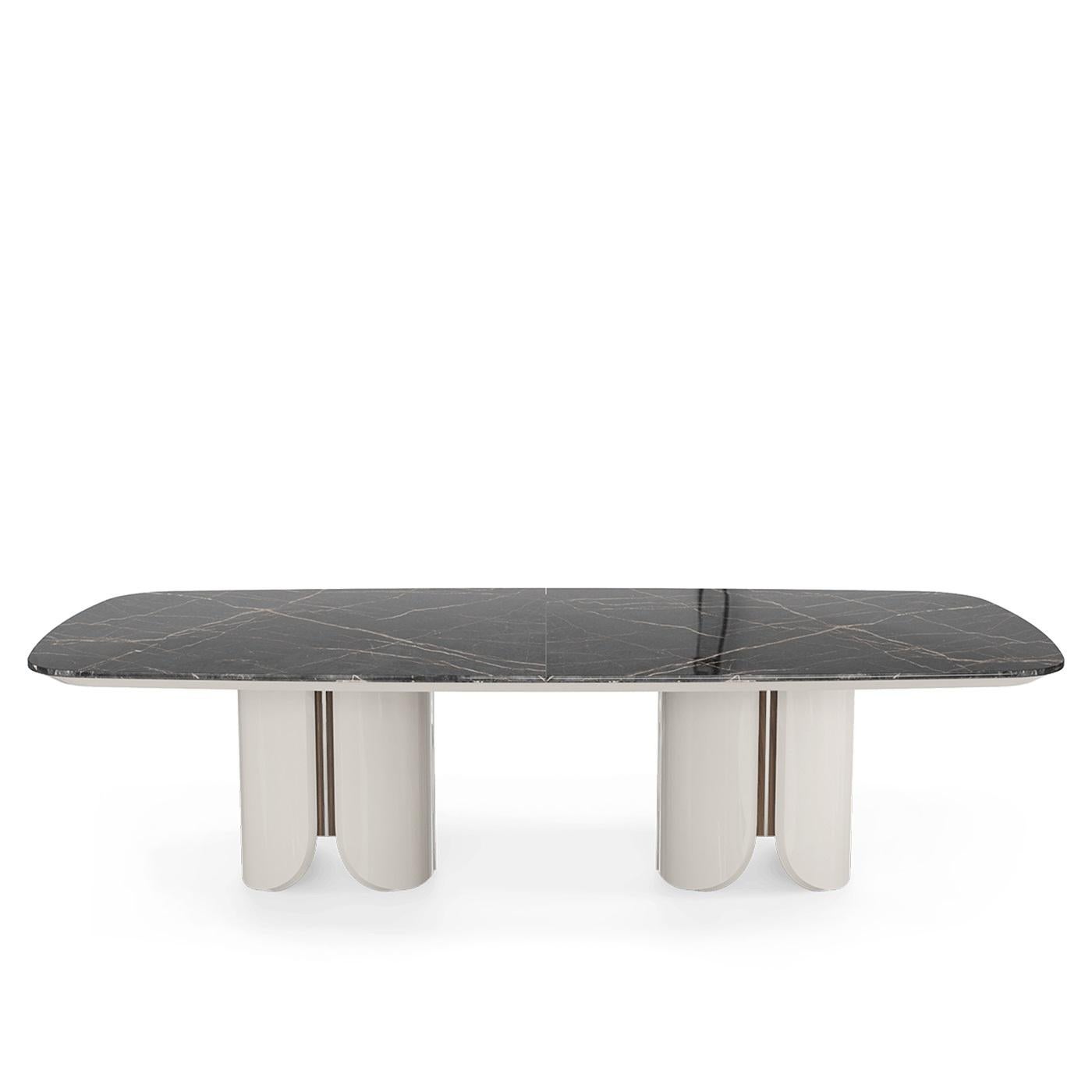 https://a.1stdibscdn.com/dining-table-in-eucalyptus-matte-top-beige-lacquered-base-mondo-design-studio-for-sale-picture-7/f_27693/f_476590421763762649339/PS_AMB8_MESA_Vercelli_04_master.jpg