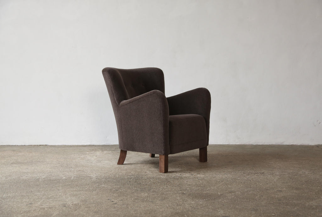 https://a.1stdibscdn.com/pair-of-armchairs-upholstered-in-pure-alpaca-for-sale-picture-13/f_22593/f_389792421711182016722/Pair_Danish_Style_Chairs_Taupe_Brown_Alpaca_3_24_12_master.jpg
