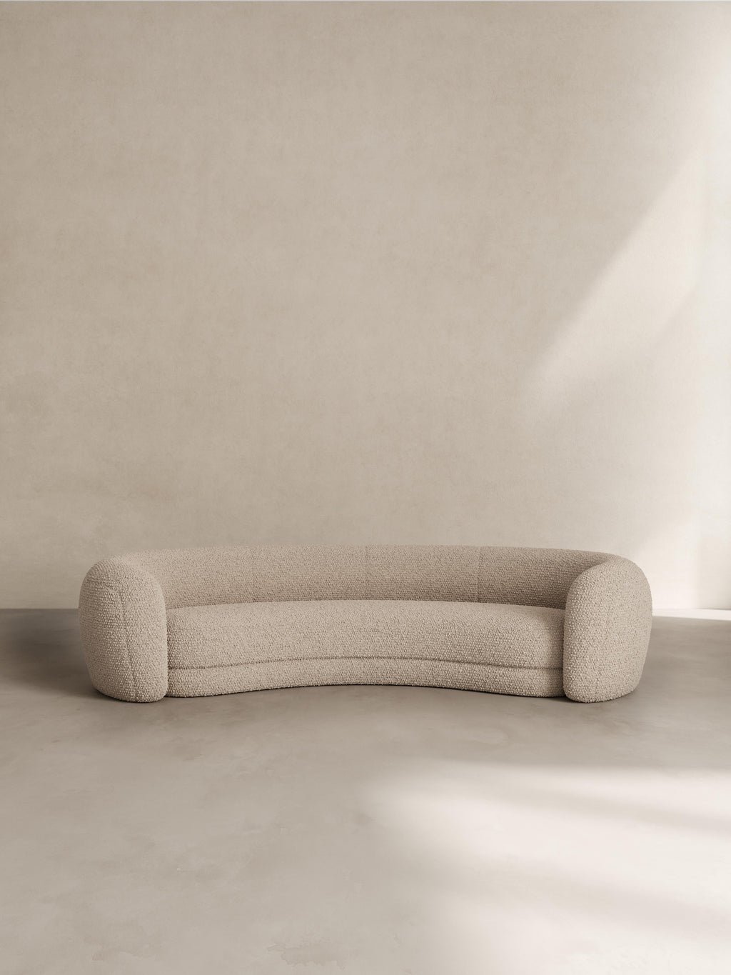 https://a.1stdibscdn.com/paloma-editions-palace-sofa-iii-wool-boucle-for-sale-picture-2/f_106592/f_470188521760323013404/Palace_Sofa_III_Boucle_master.jpg