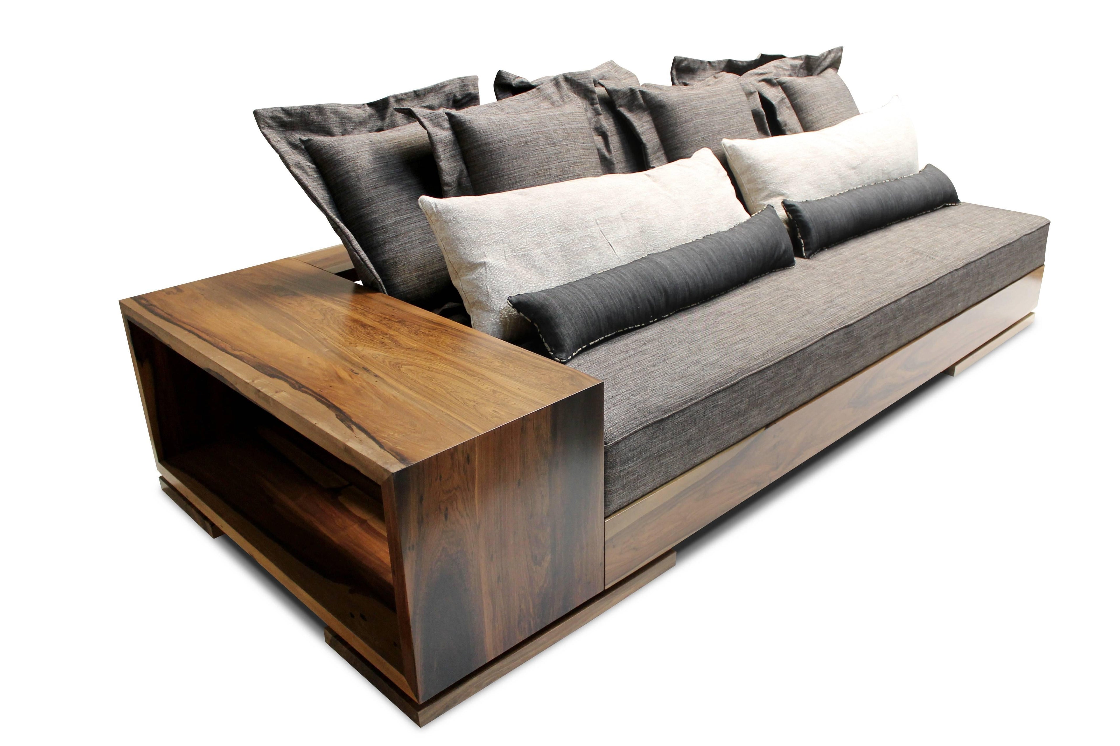 https://a.1stdibscdn.com/archivesE/upload/f_25173/f_68291531488818145467/Patone_Sofa_diagonal_master.jpg