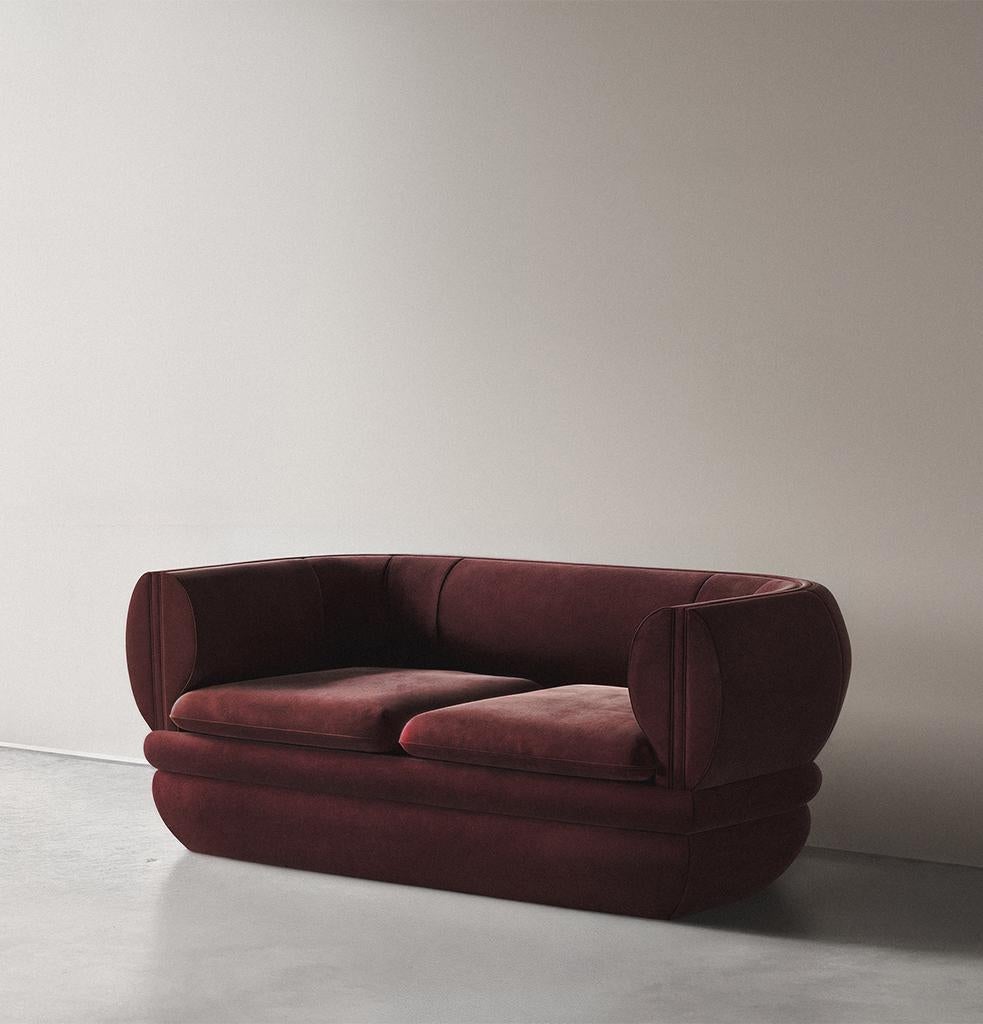 https://a.1stdibscdn.com/paus-2-seater-sofa-claret-red-velvet-by-hermhaus-for-sale-picture-4/f_87412/f_470550921760531734177/Paus_kili_Koltuk_Bordo_Kadife_1_master.jpg