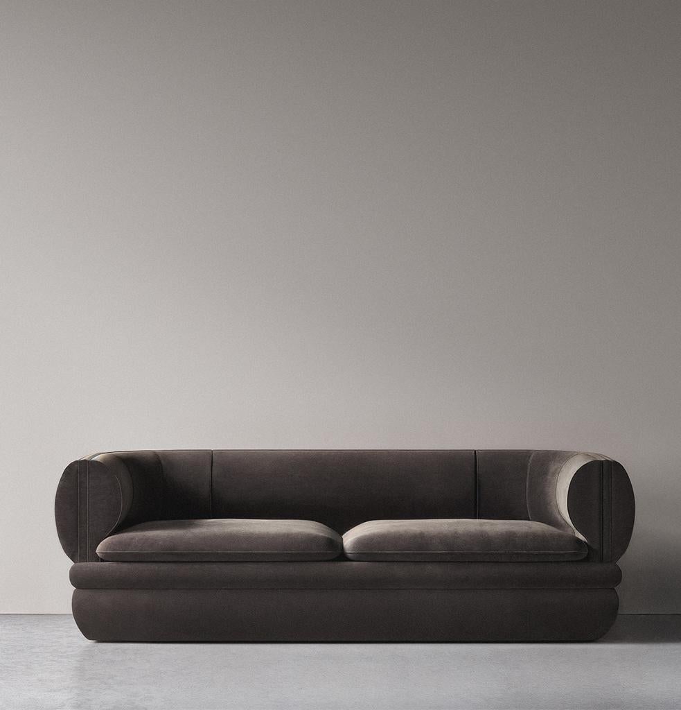 https://a.1stdibscdn.com/paus-3-seater-sofa-brown-velvet-by-hermhaus-for-sale-picture-4/f_87412/f_470542421760527747983/Paus_l_Koltuk_Kahverengi_Kadife_2_master.jpg