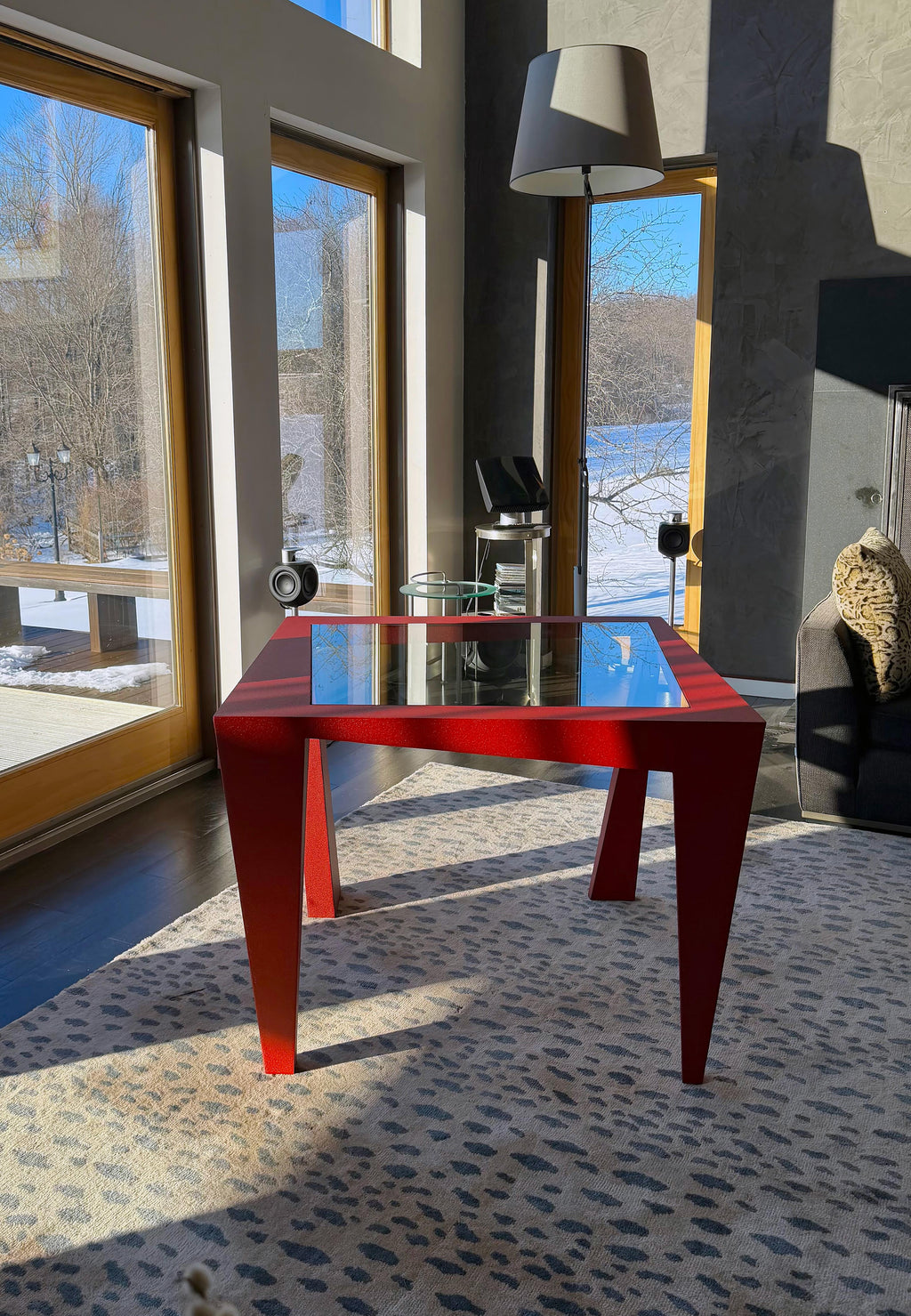 https://a.1stdibscdn.com/pawikan-post-modern-dining-table-steel-glass-handcrafted-in-brooklyn-ny-for-sale-picture-8/f_101802/f_489230821771690143608/Pawikan_Portrait_InSit3_Smaller_master.jpg