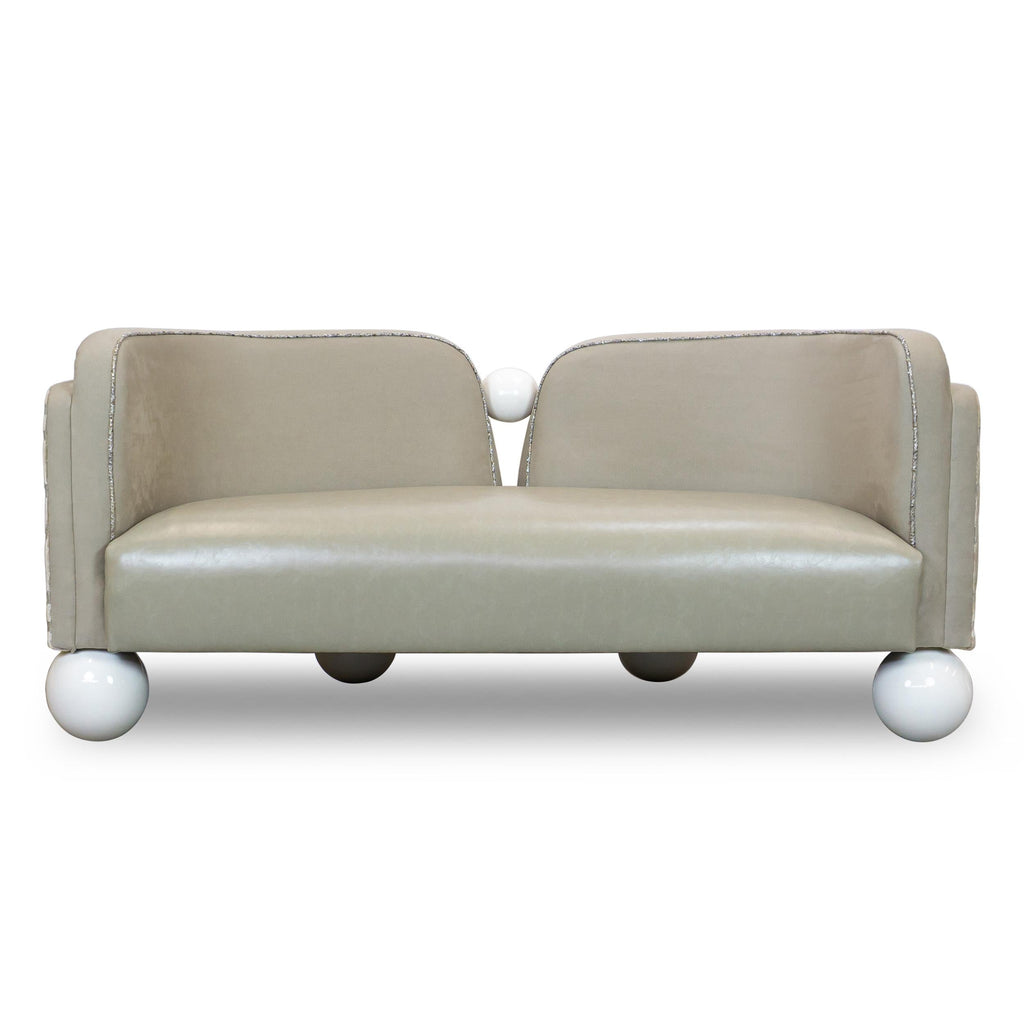 https://a.1stdibscdn.com/tete-a-tete-style-sofa-with-art-deco-influence-and-pearl-like-feet-for-sale-picture-2/f_21233/f_461512421754409568962/Pearl_Banquette_0001_1_master.jpg