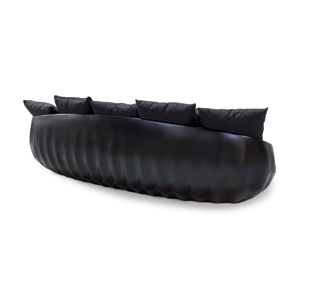 https://a.1stdibscdn.com/outdoor-sofa-fiberglass-lacquered-black-waterproof-outdoor-fabrics-black-for-sale-picture-7/f_56702/f_275640821646065459948/Pearl_Sofa_6_master.jpg