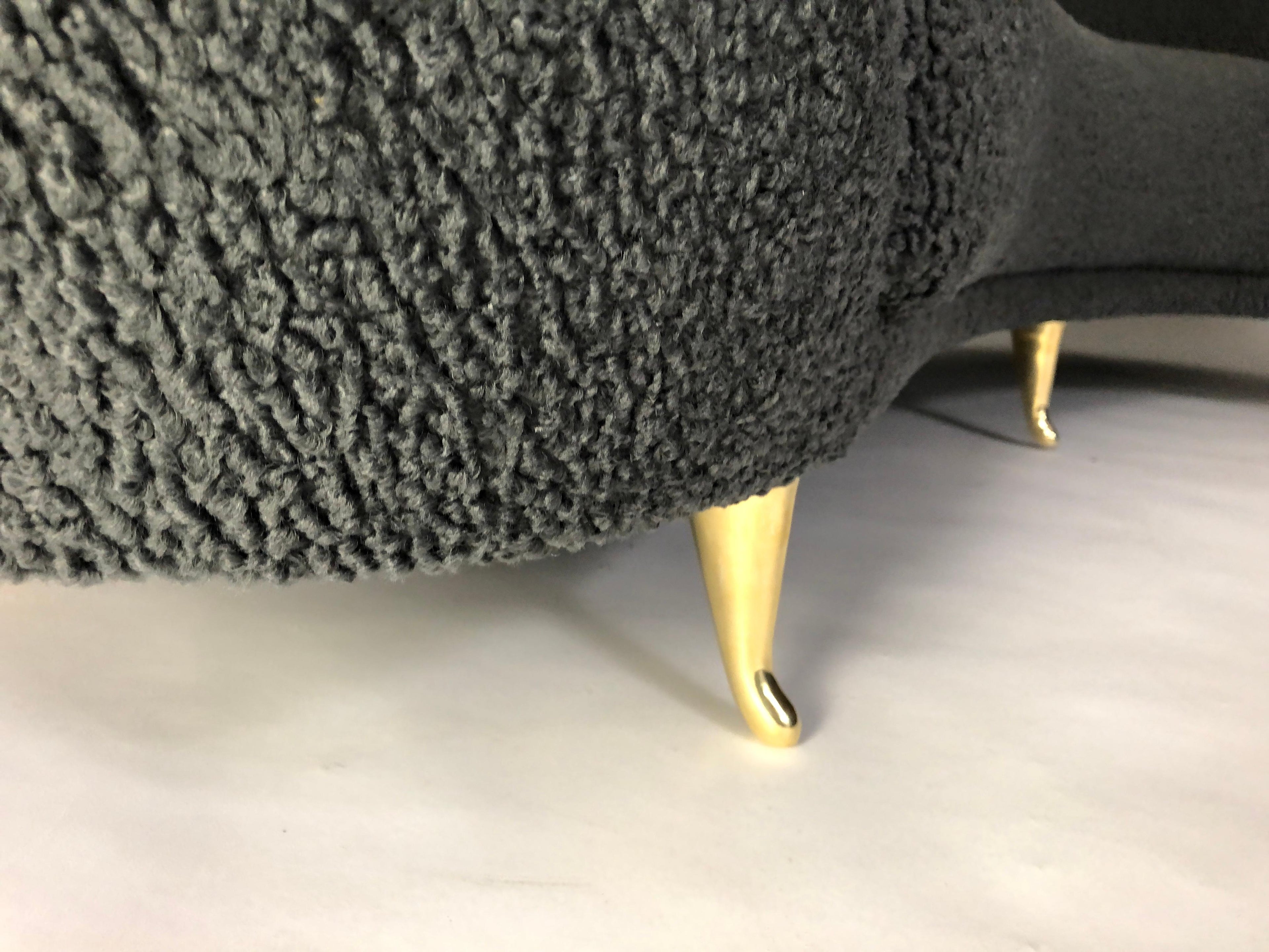 https://a.1stdibscdn.com/arc-sofa-by-bourgeois-boheme-atelier-charcoal-boucle-for-sale-picture-11/f_7949/f_341635921683388205278/Photo_Aug_05_10_39_38_AM_master.jpg