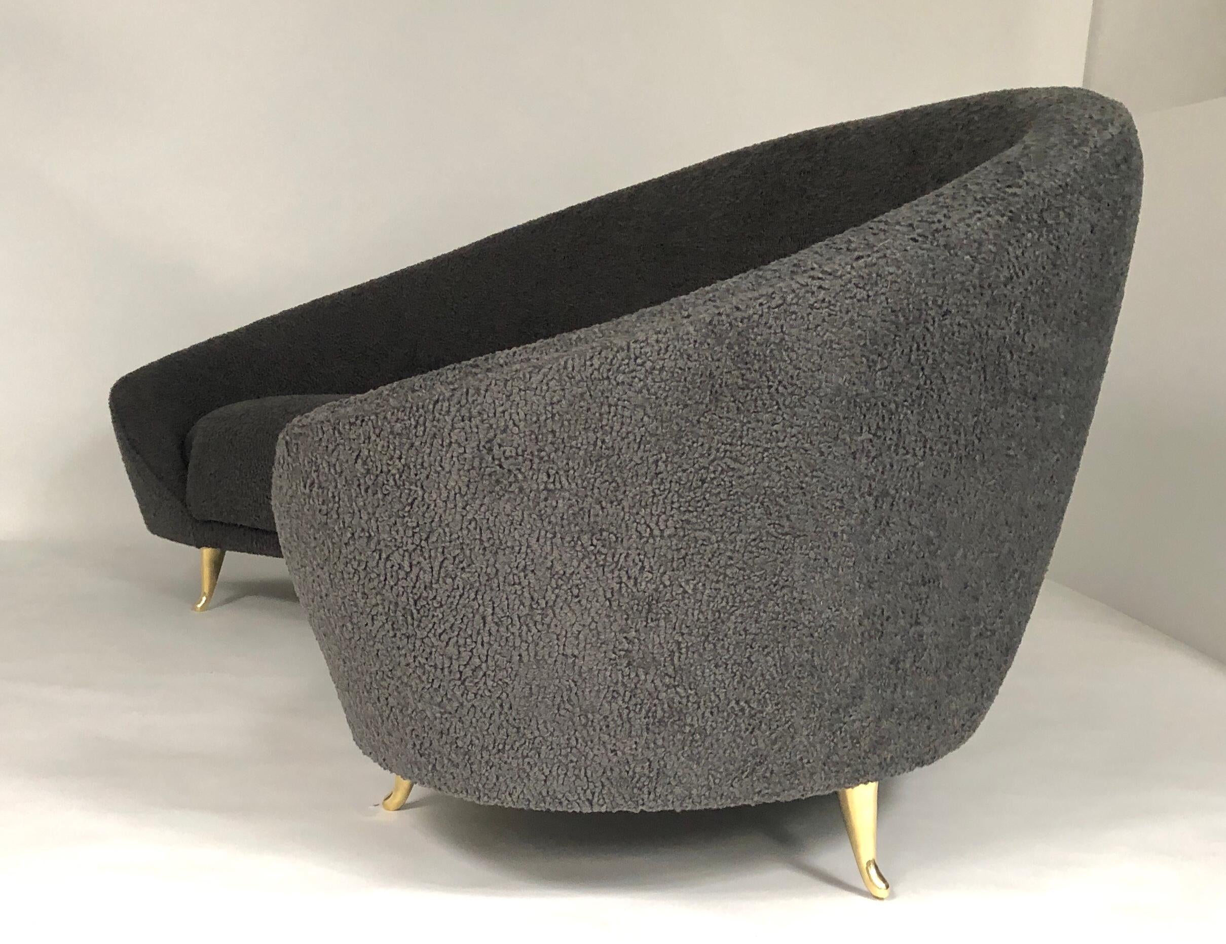 https://a.1stdibscdn.com/arc-sofa-by-bourgeois-boheme-atelier-charcoal-boucle-for-sale-picture-9/f_7949/f_341635921683388203841/Photo_Aug_05_10_50_48_AM_master.jpg