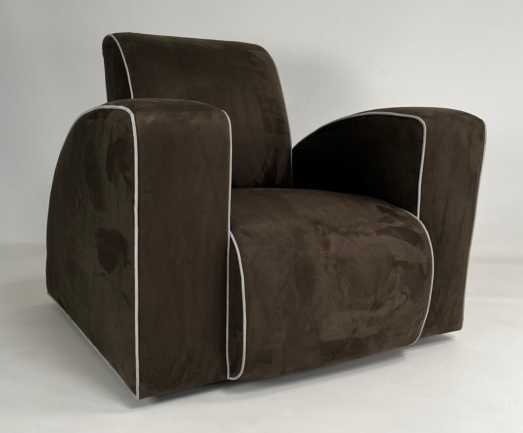 https://a.1stdibscdn.com/valmont-arm-chair-by-bourgeois-boheme-atelier-for-sale-picture-3/f_7949/f_491792221773244327666/Photo_Jul_30_2025_1_19_48_PM_master.jpg