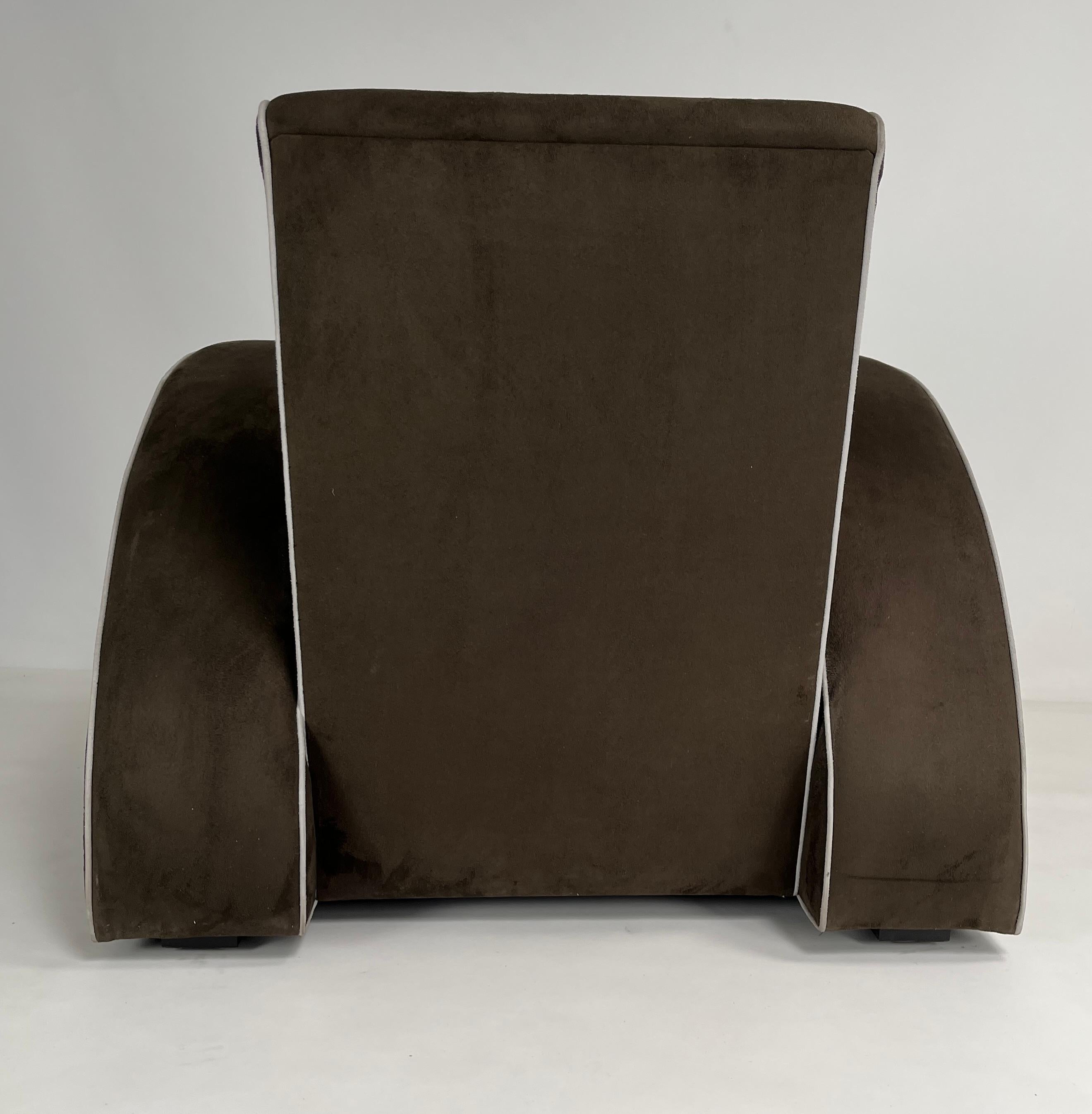https://a.1stdibscdn.com/valmont-arm-chair-by-bourgeois-boheme-atelier-for-sale-picture-8/f_7949/f_491792221773244330380/Photo_Jul_30_2025_1_23_07_PM_master.jpg