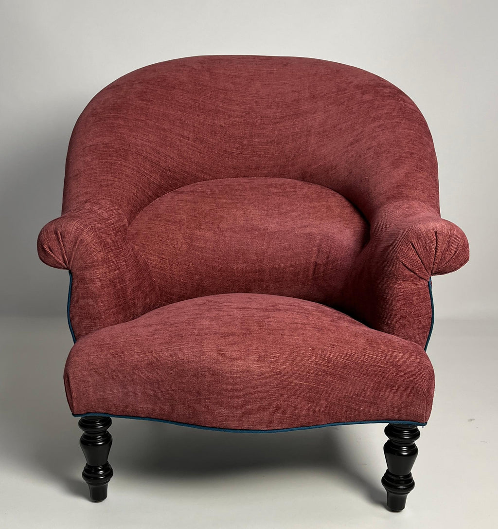 https://a.1stdibscdn.com/pair-of-clarence-chairs-by-bourgeois-boheme-atelier-for-sale-picture-5/f_7949/f_442459521743093505447/Photo_Mar_11_2025_4_46_01_PM_master.jpg