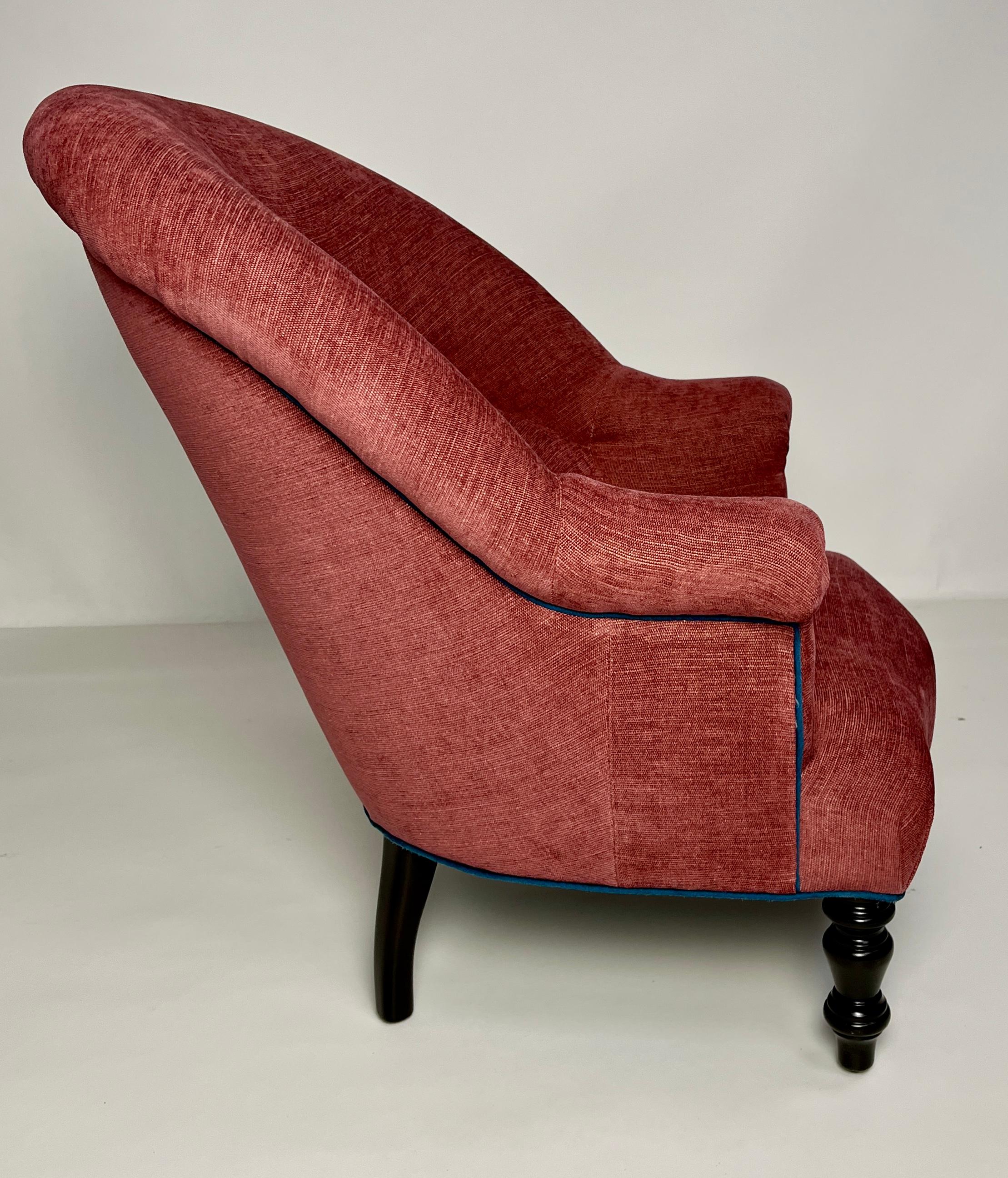 https://a.1stdibscdn.com/pair-of-clarence-chairs-by-bourgeois-boheme-atelier-for-sale-picture-8/f_7949/f_442459521743093550893/Photo_Mar_11_2025_4_46_33_PM_master.jpg