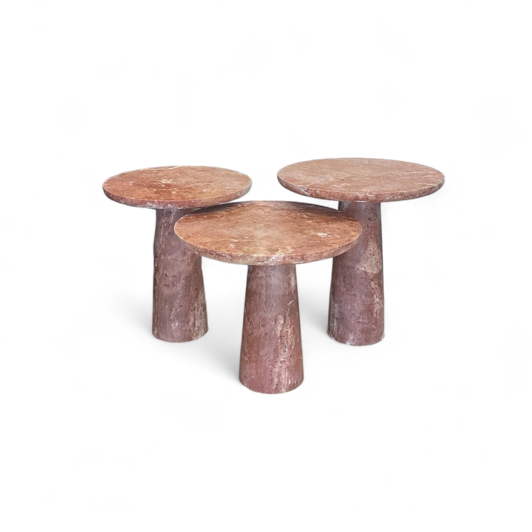 https://a.1stdibscdn.com/ide-side-table-in-red-travertine-177x158h-travertine-stone-coffee-table-set-for-sale-picture-5/f_98492/f_410271921723302065400/Photoroom_20240626_161633_master.JPG